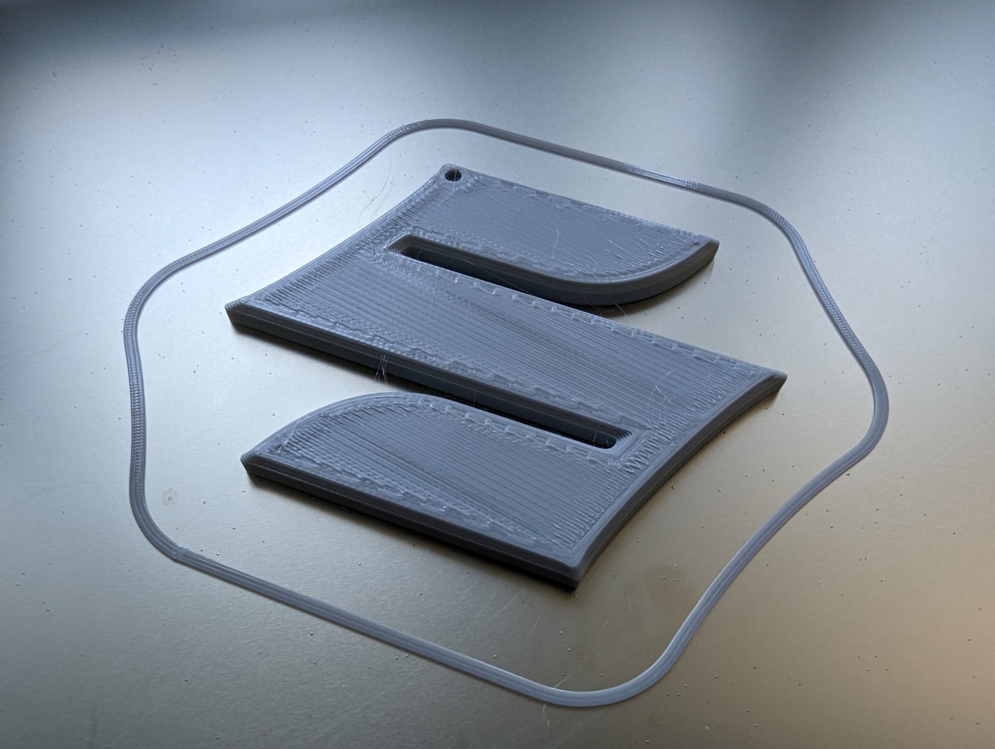 Móc chìa khóa hình chữ S của Suzuki với lỗ gắn nhẫn