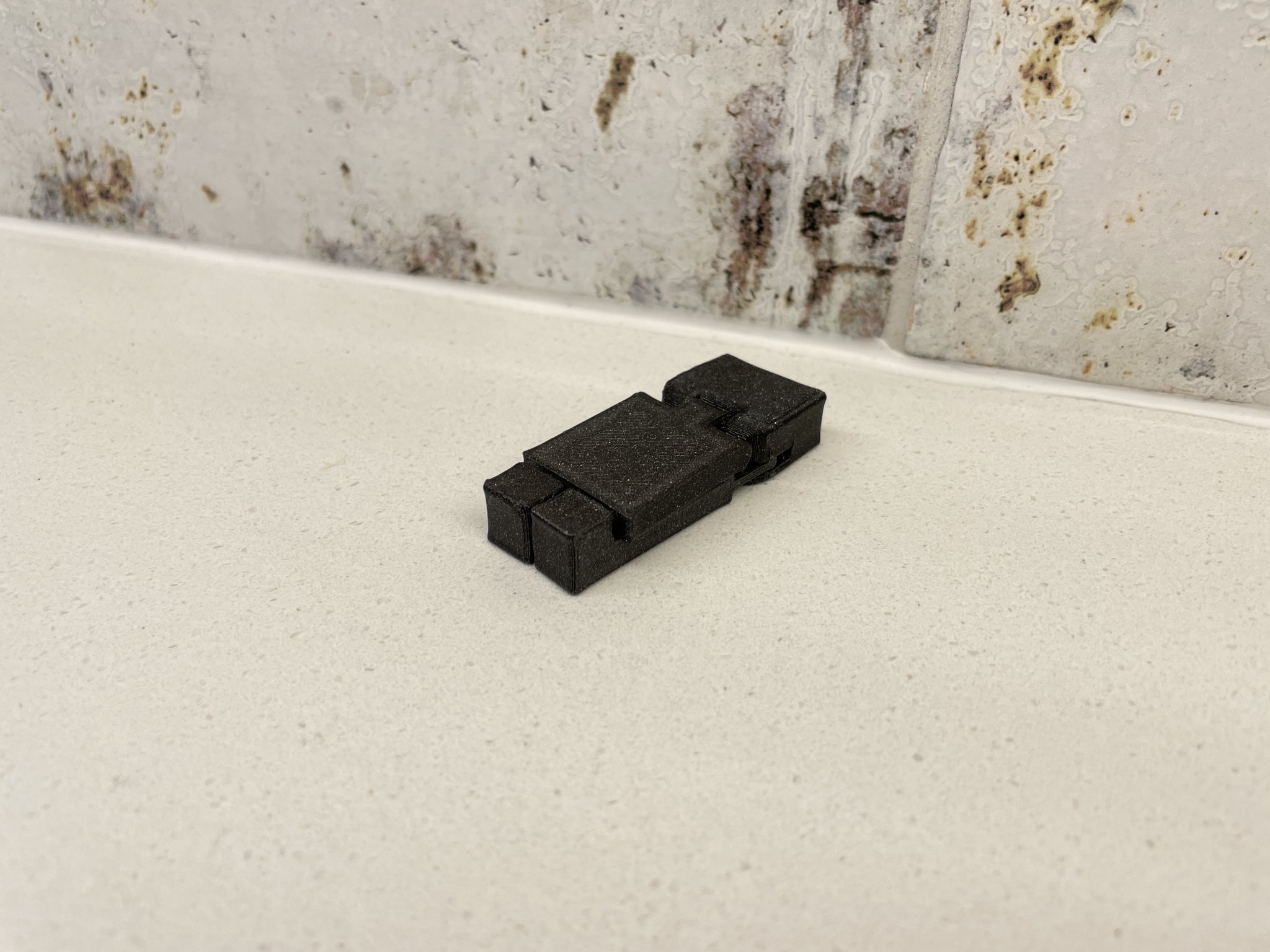 Giá đỡ điện thoại gập gọn in sẵn tiện lợi