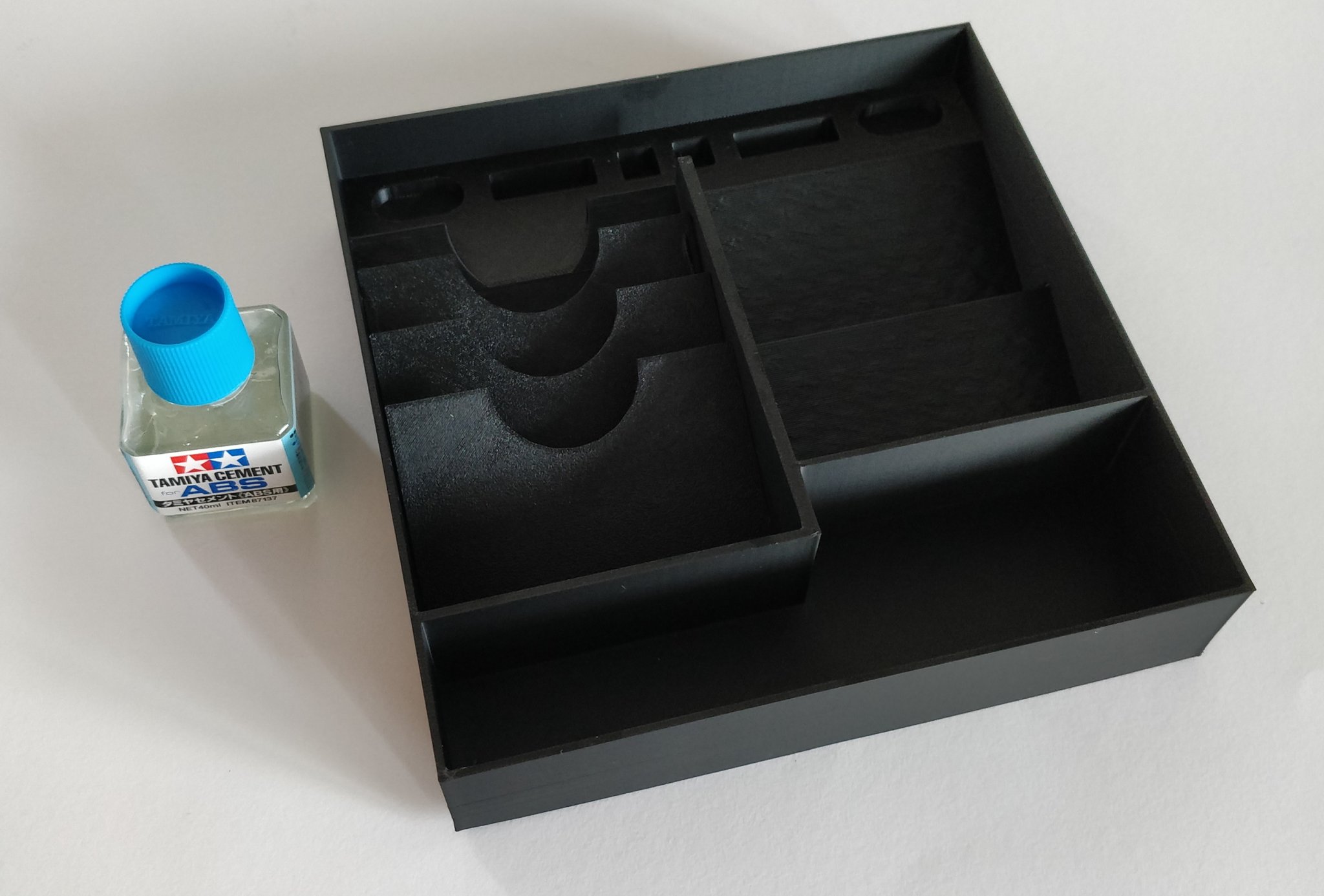 Bộ tổ chức trò chơi Targi và Targia của KOSMOS