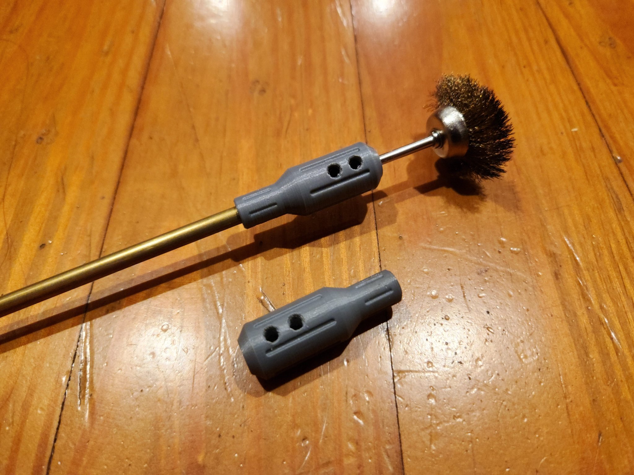 Bàn chải làm sạch mặt buồng 1/8" cho HK roller-locks 8-32