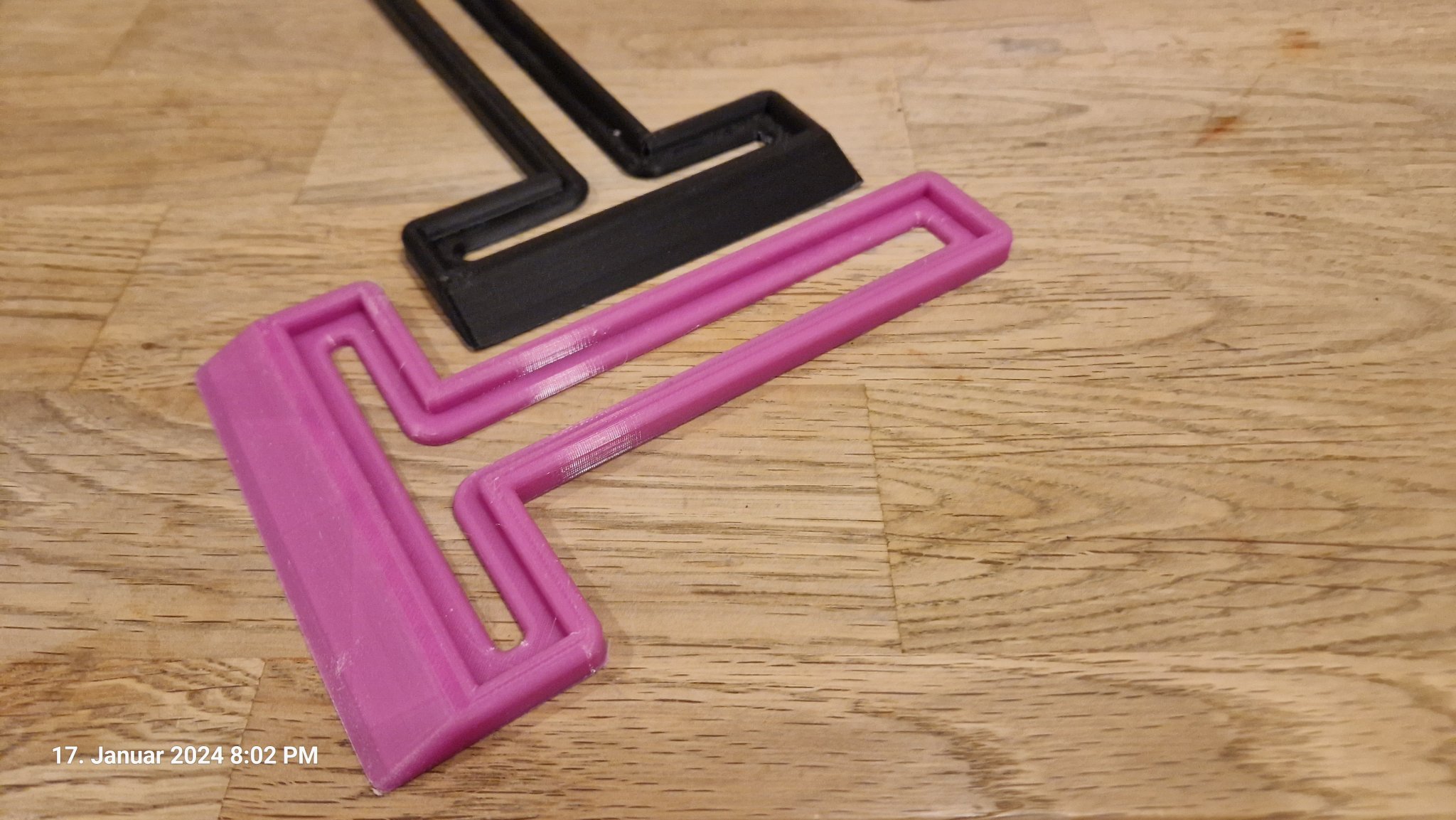 Công cụ cạo băng kính ô tô Eiskratzer