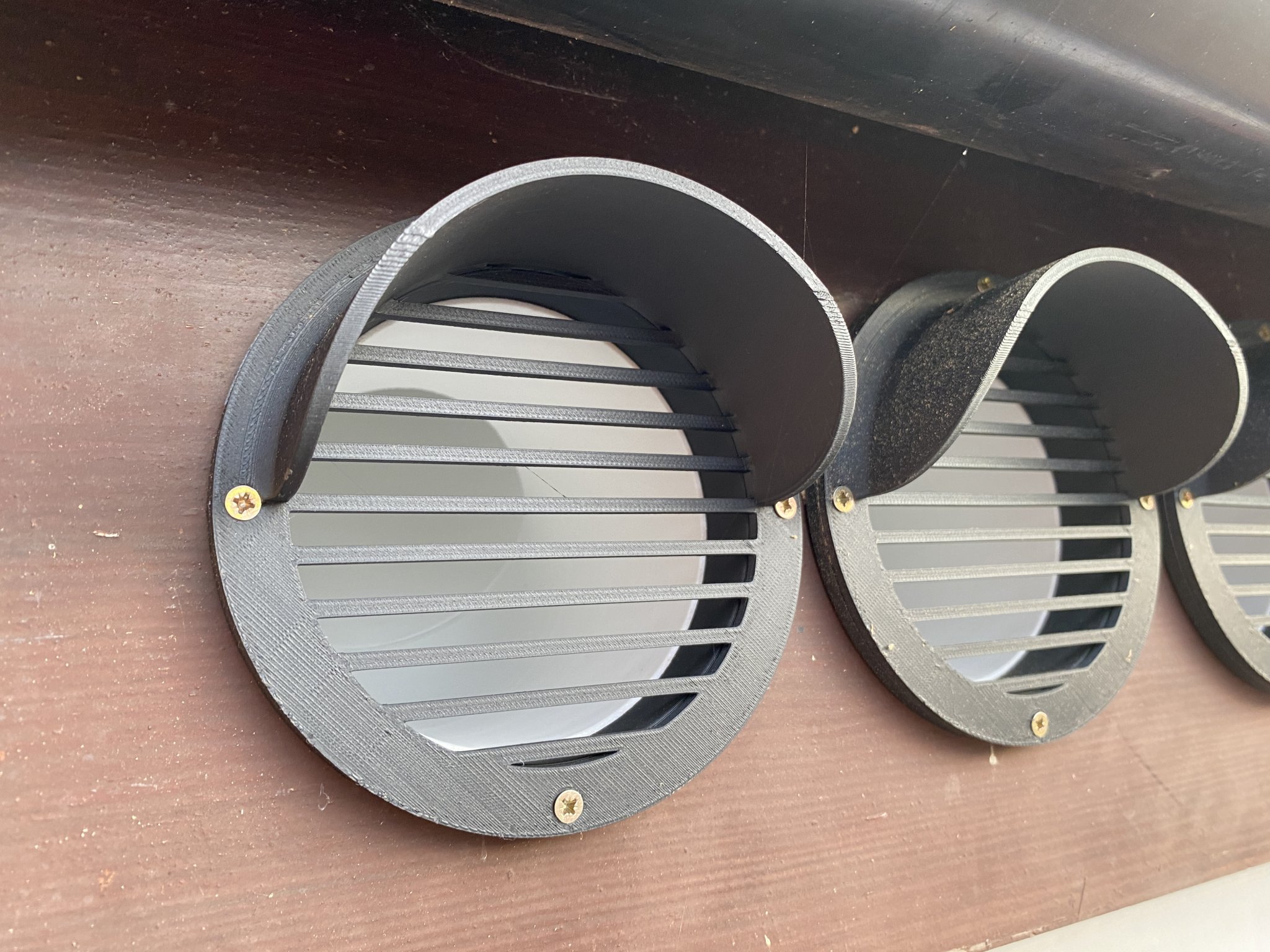 Đầu ra cho máy hút ẩm 100mm với lưới che