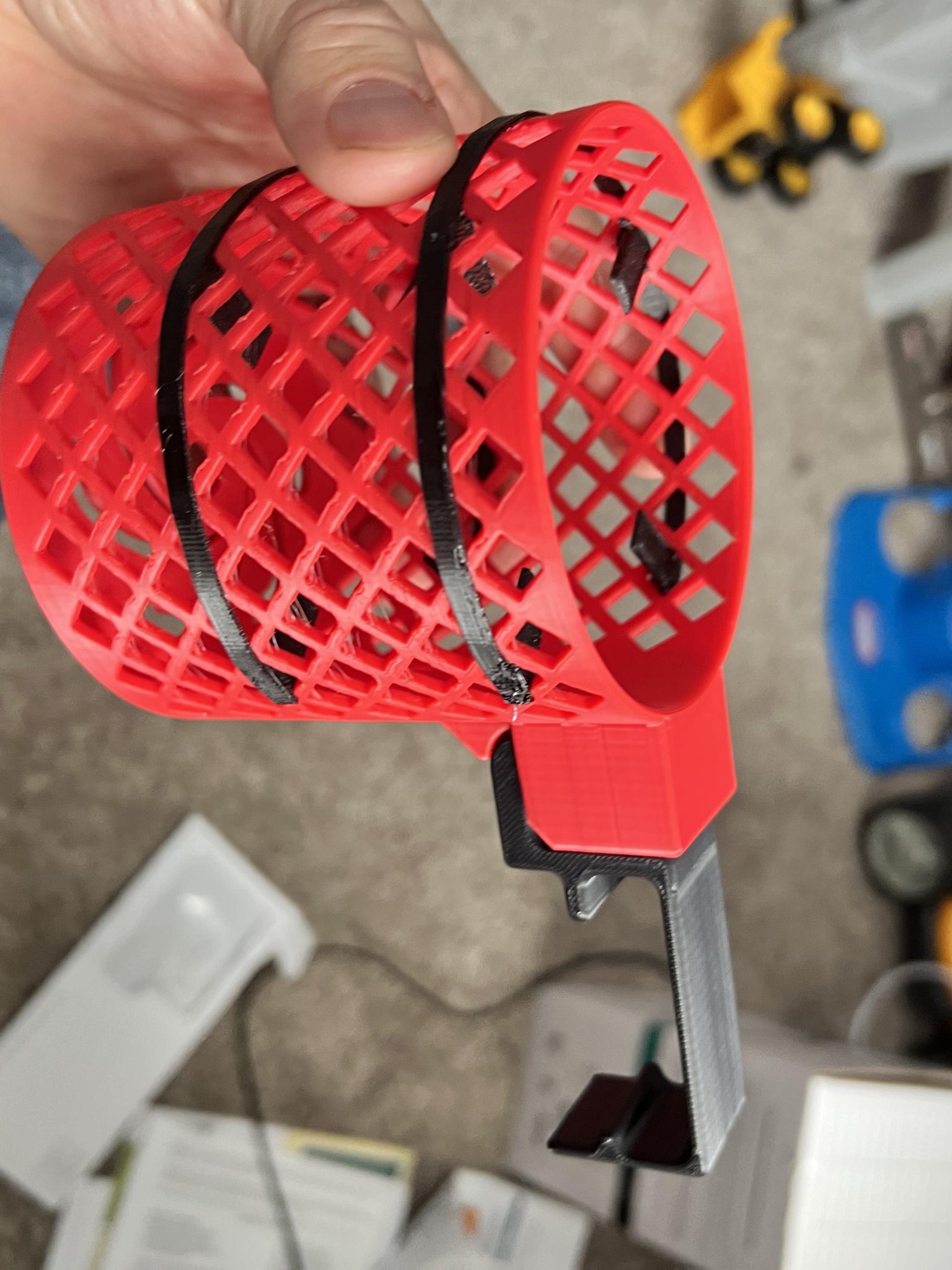 Giá đỡ cốc cho tàu Sea Doo Switch thiết kế bởi Crusibal