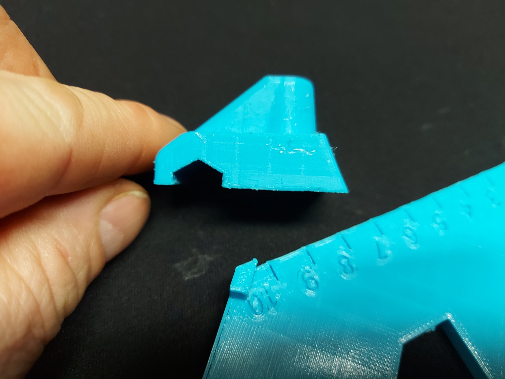 Thước kẻ và giá đỡ cho máy cắt gạch Masterpiuma