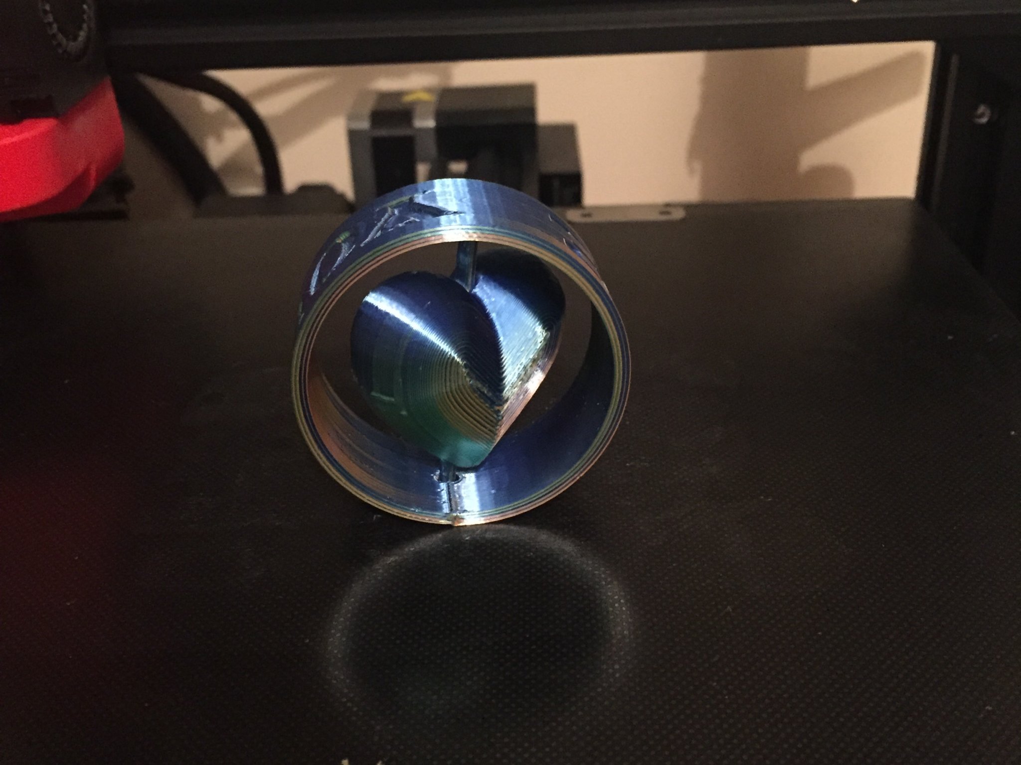 Trái tim xoay lấp lánh cho mùa xuân và lễ Phục sinh