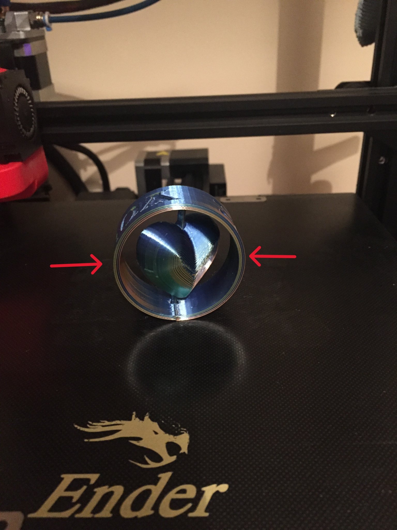 Trái tim xoay lấp lánh cho mùa xuân và lễ Phục sinh