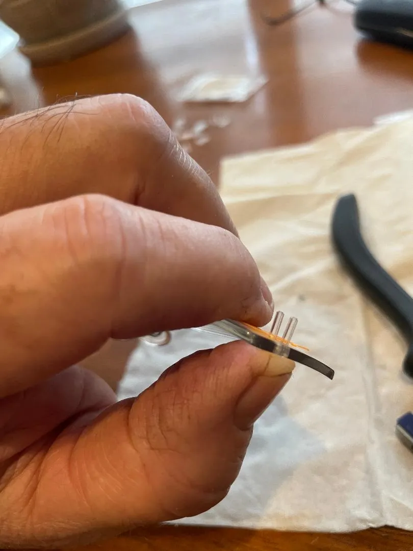 Công cụ điều chỉnh ống kính kính không viền