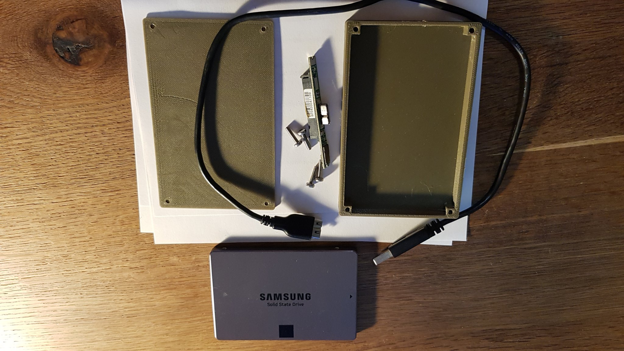 Vỏ ổ cứng HDD và SSD 2.5" với bộ chuyển đổi USB