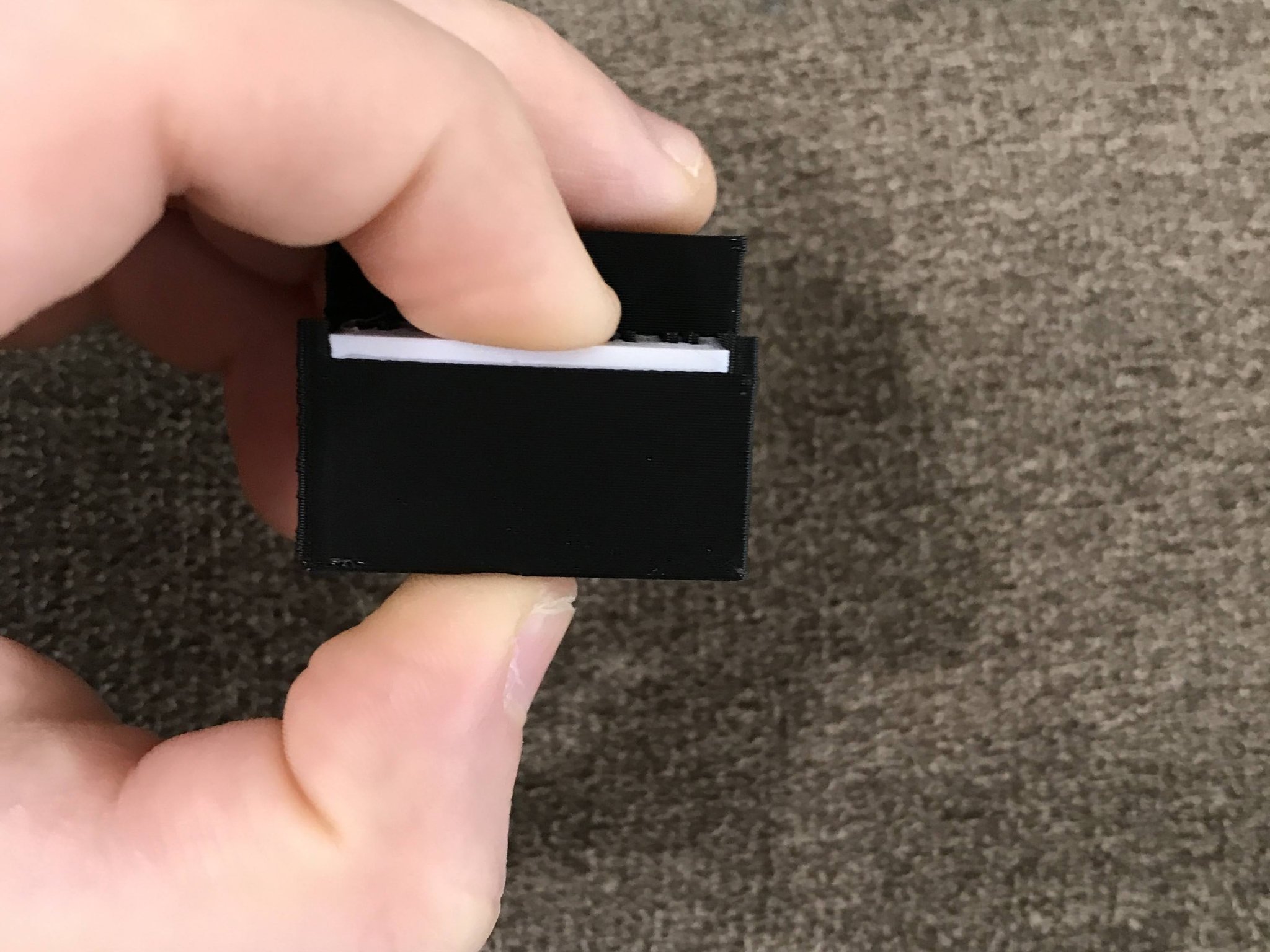 Đàn piano đứng đa sắc màu