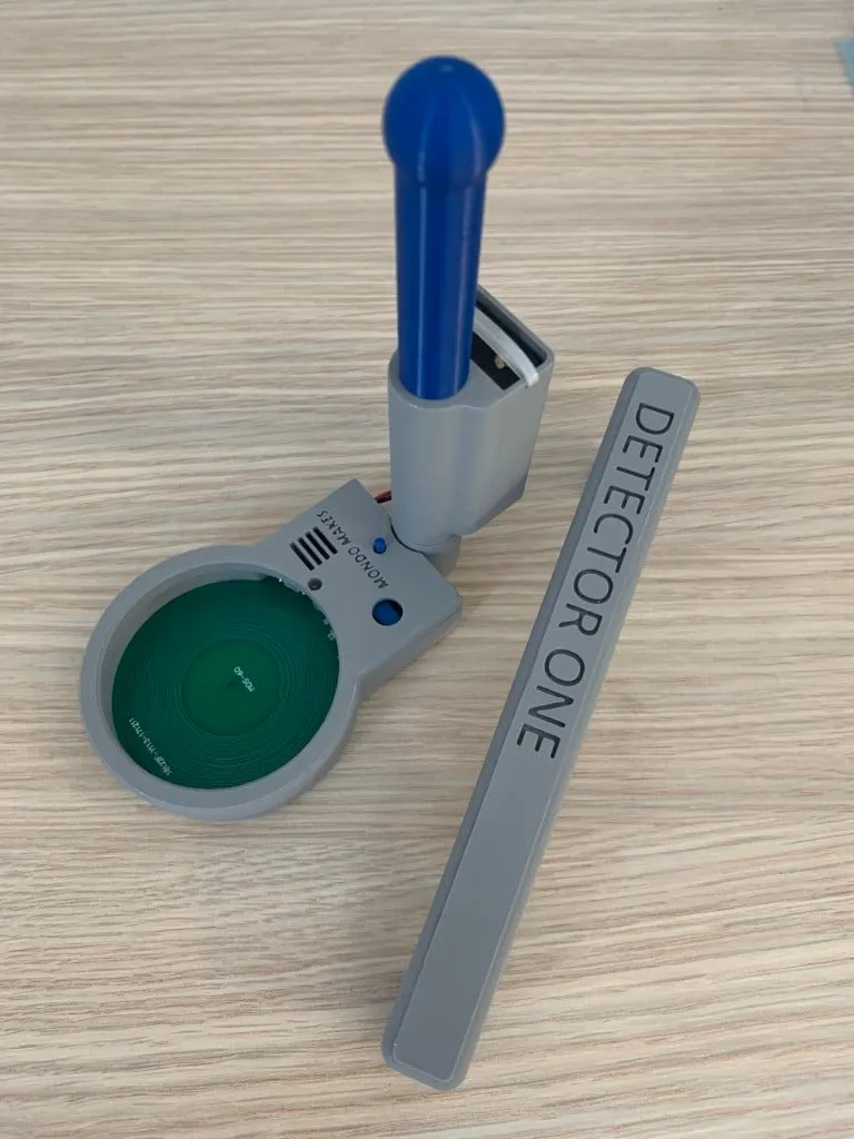 Bộ vỏ cho bộ dò kim loại MDS-60 in bằng PLA