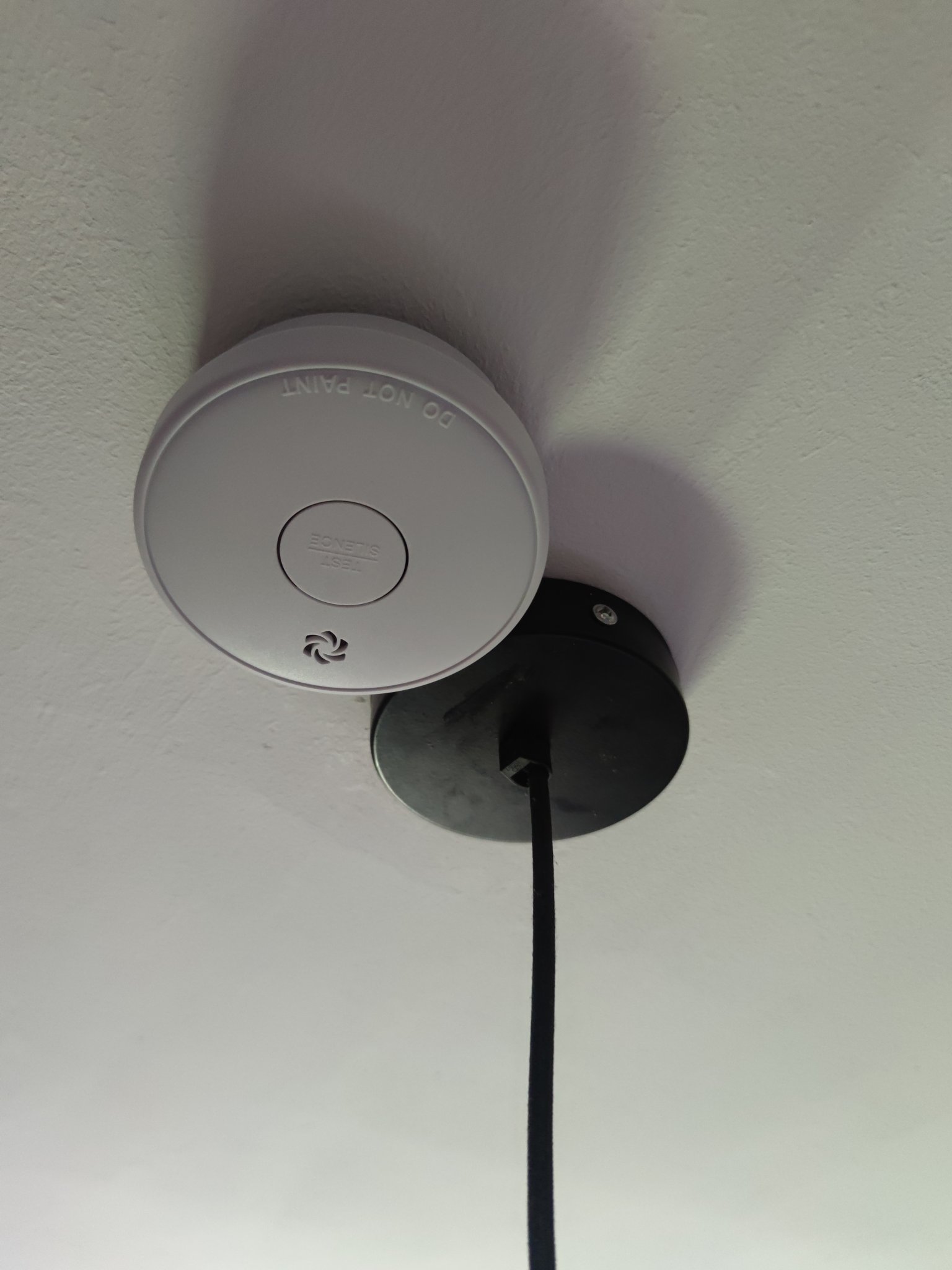 Giá đỡ đèn trần cho thiết bị báo khói