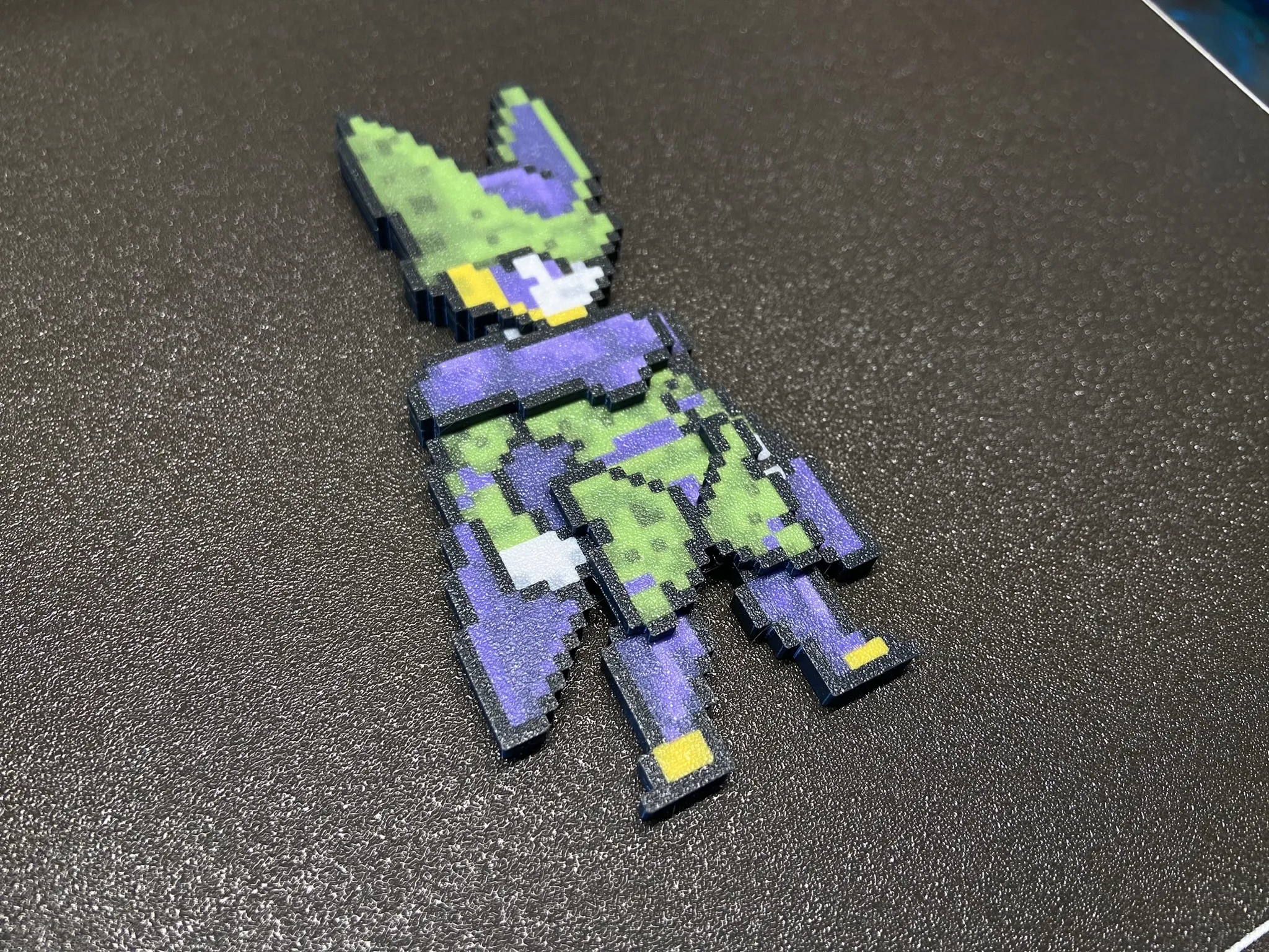 Nam châm đa sắc Perfect Cell trong Dragon Ball Z