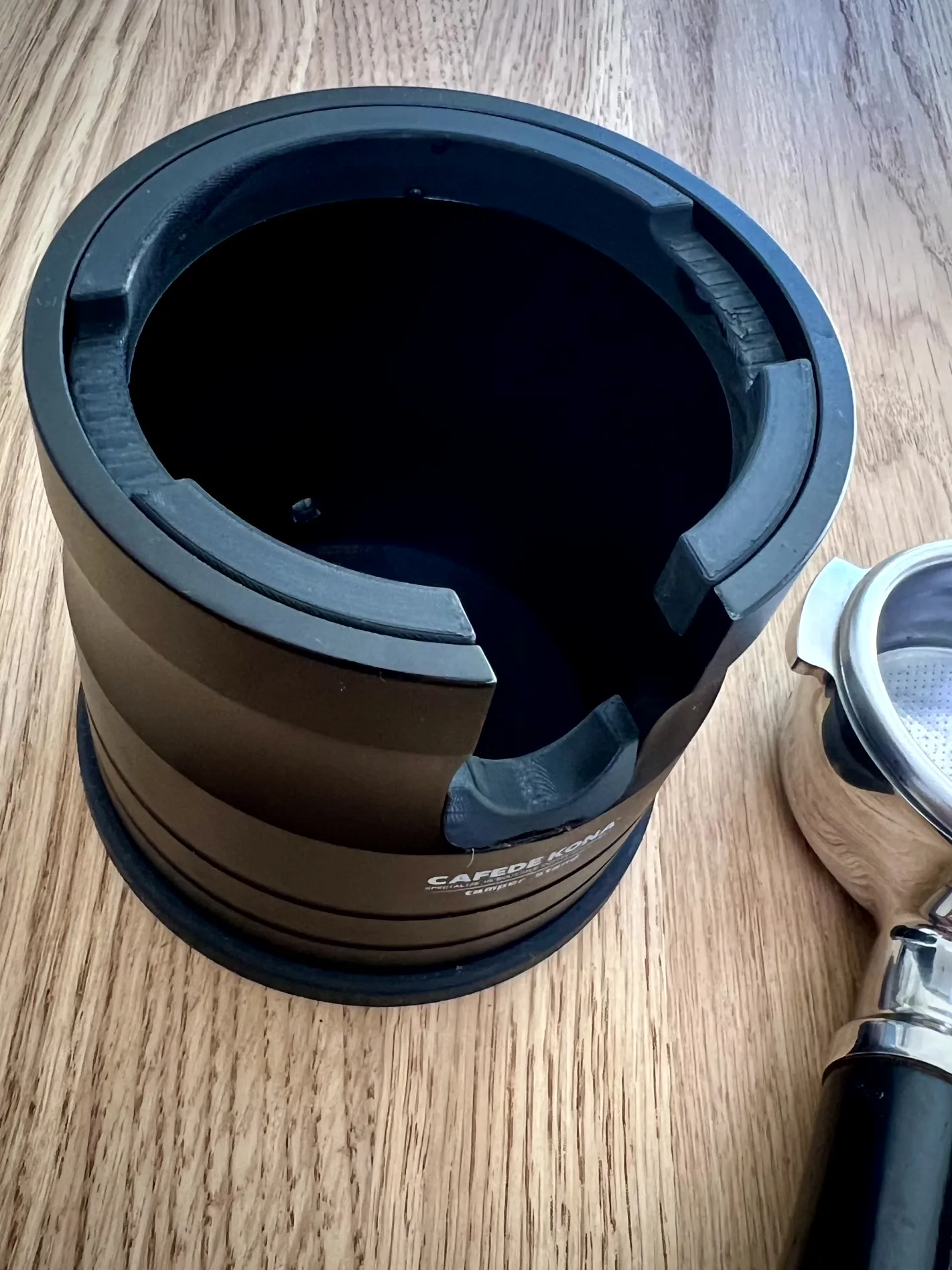 Trạm nén CAFEDEKONA cho portafilter Decent Espresso