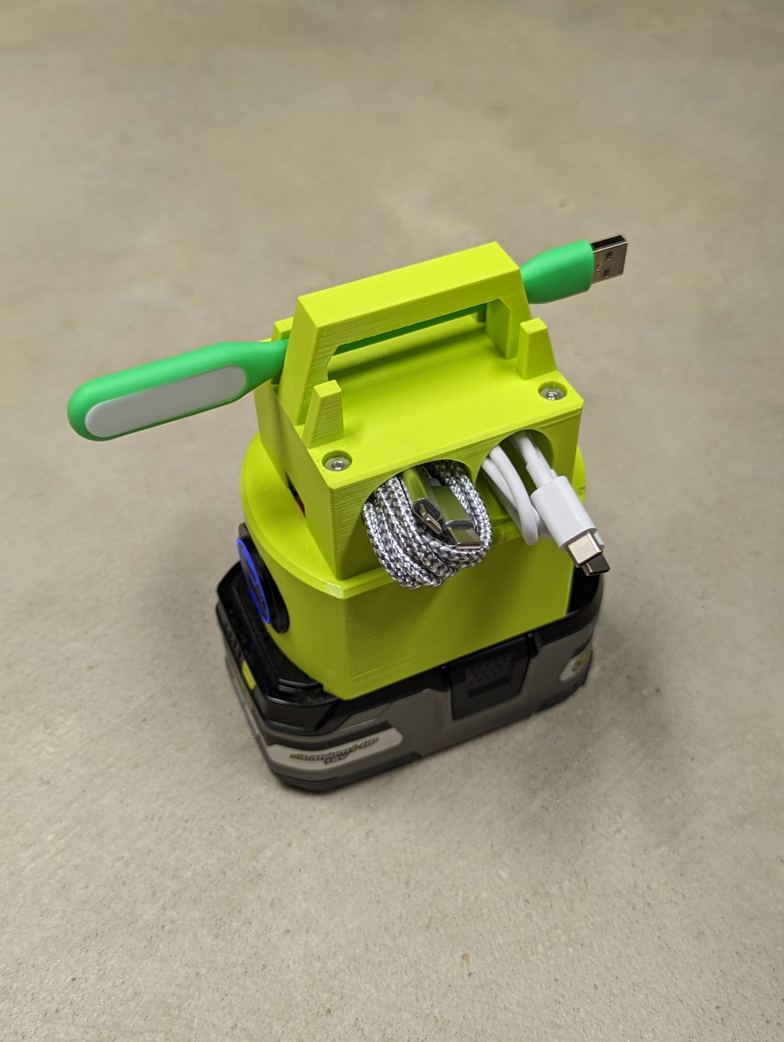 Sạc USB-C 65W tương thích với pin Ryobi 18v