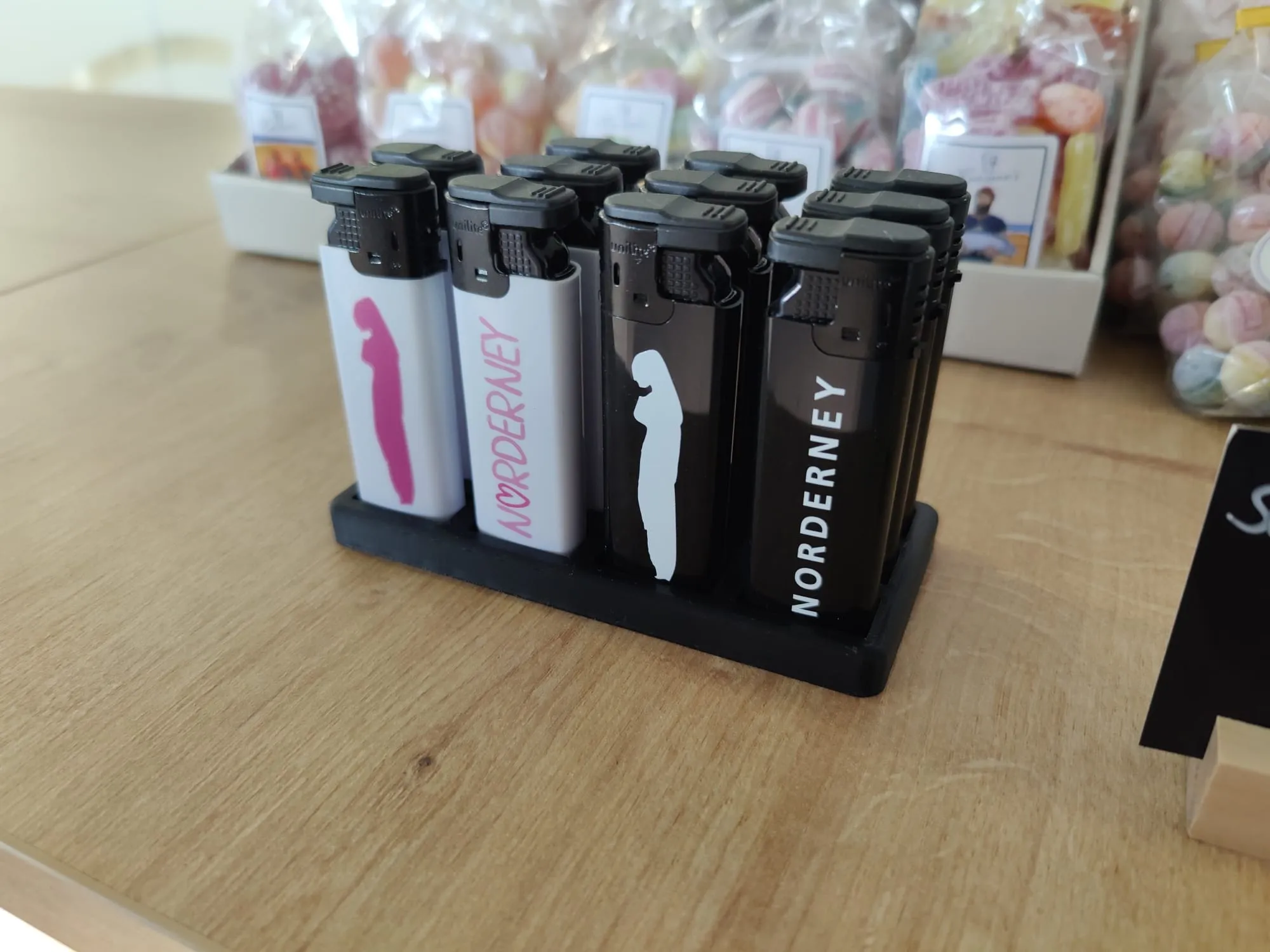 Giá đỡ bật lửa cho điểm bán lẻ và trạm xăng