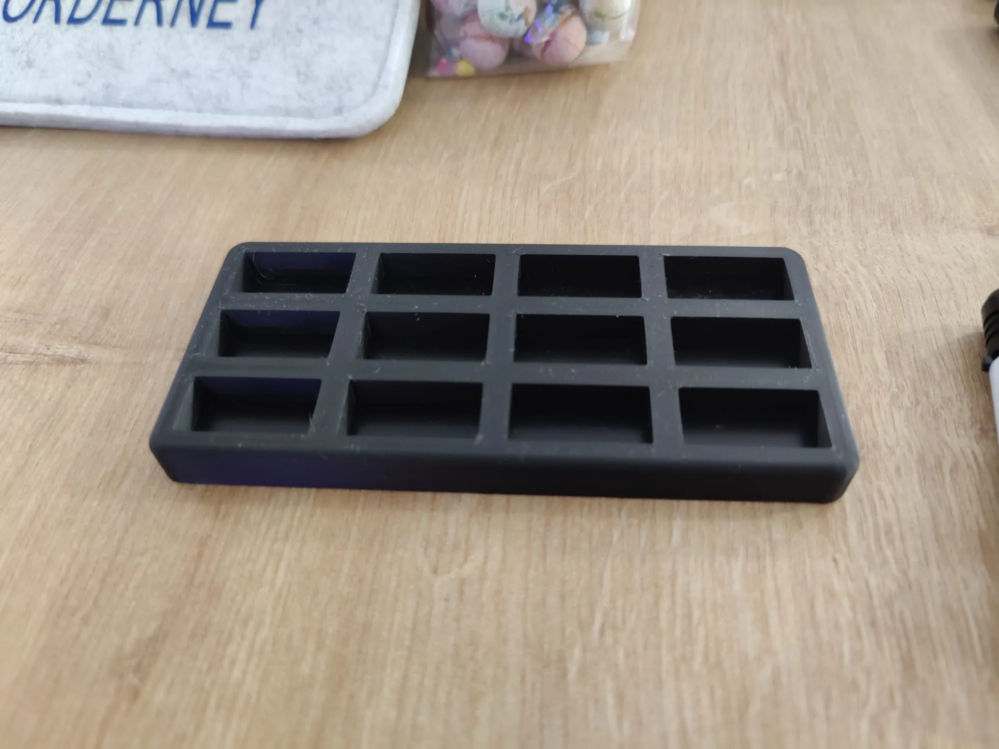 Giá đỡ bật lửa cho điểm bán lẻ và trạm xăng