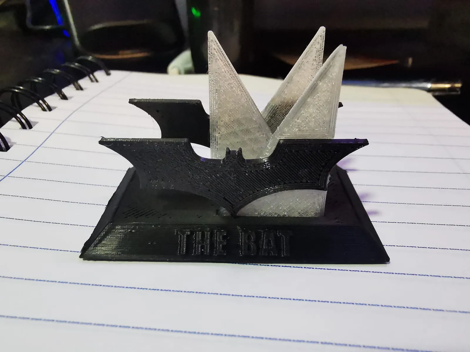 Giá đỡ mô hình The Bat - The Dark Knight 1:64