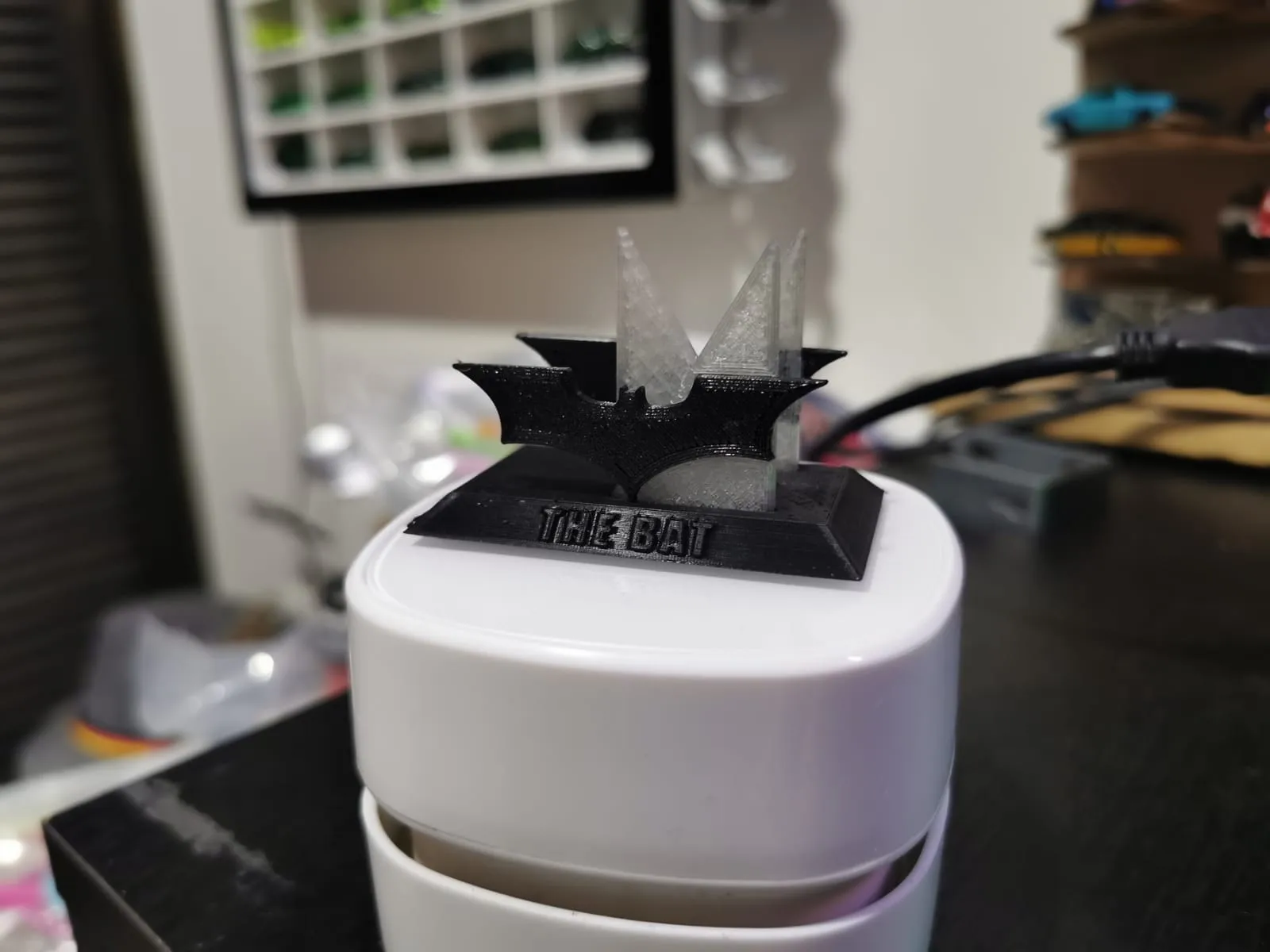 Giá đỡ mô hình The Bat - The Dark Knight 1:64