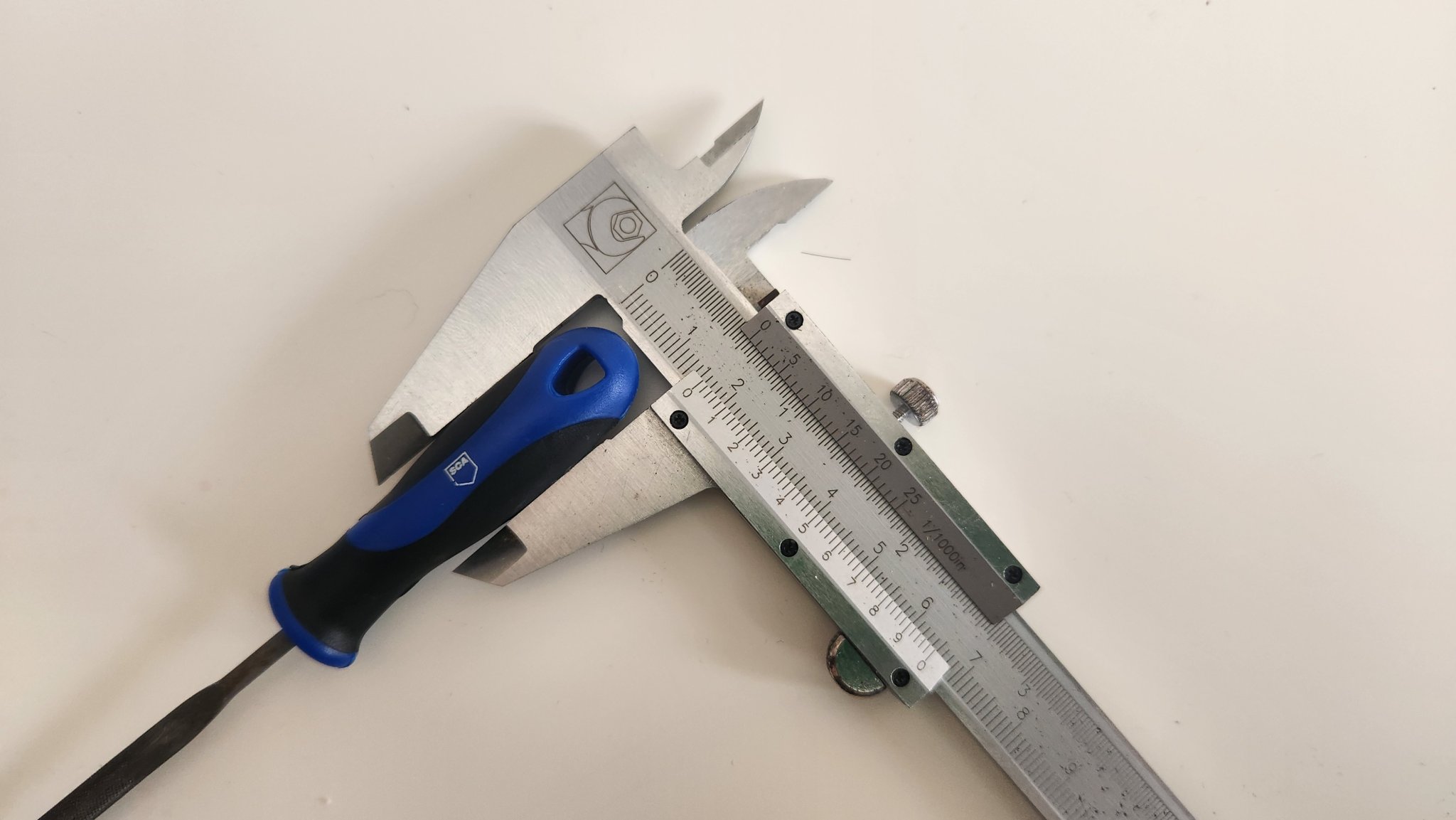 Giá đỡ file Gridfinity 1x2 cho bộ dụng cụ sở thích