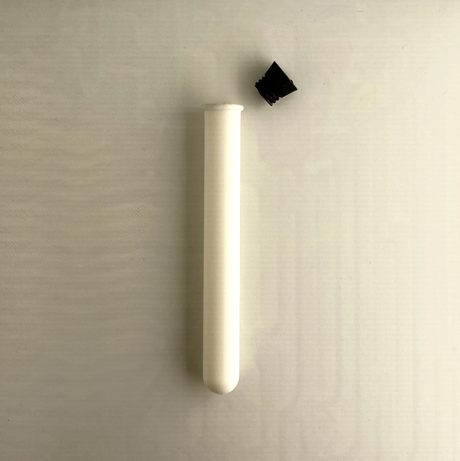 Bình nghiệm nghiệm nhỏ với nắp vặn tháo rời