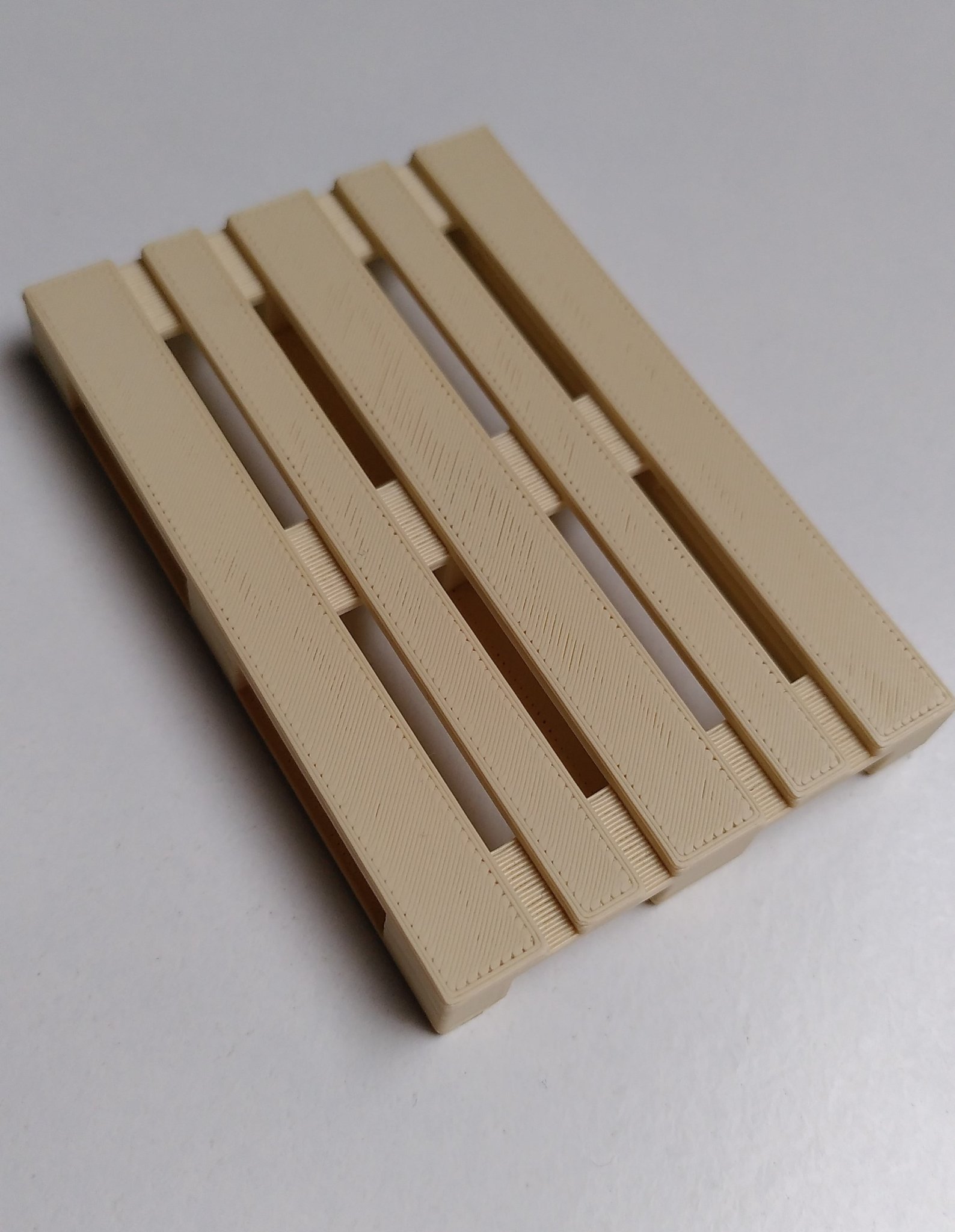 Europalette tỷ lệ 1:14,5 cho trò chơi xây dựng