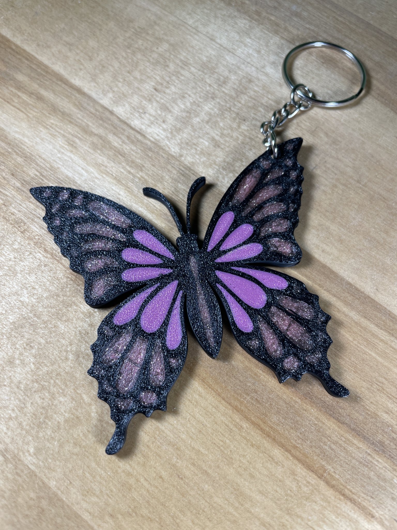 Móc chìa khóa hình bướm nhiều màu sắc