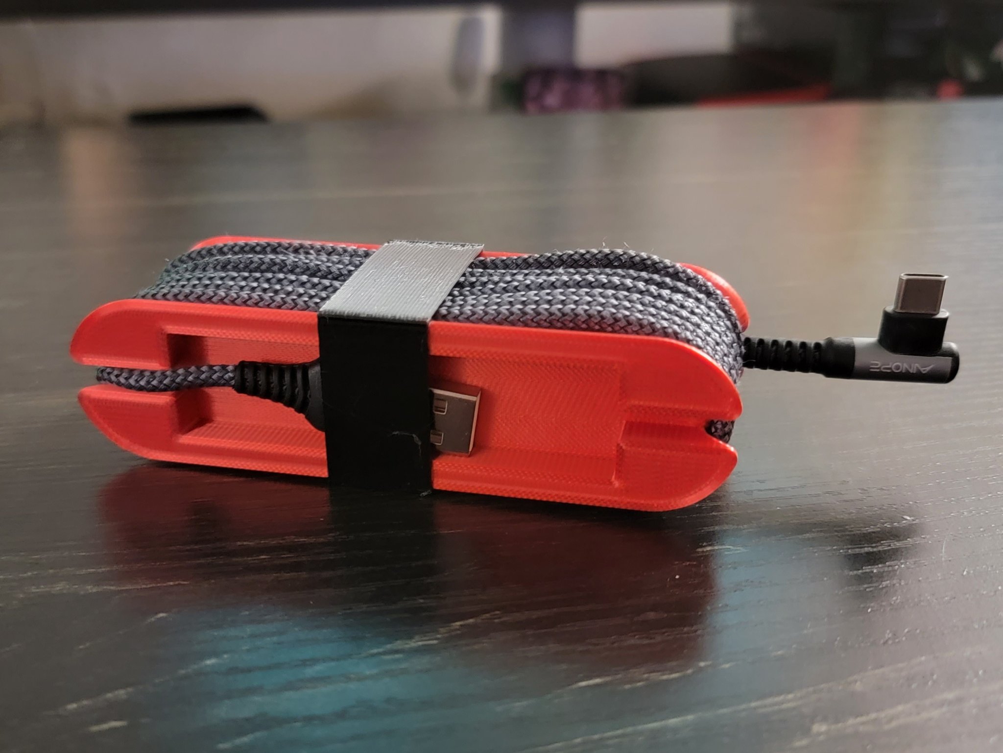 Cái Giữ Dây Cáp: Bản Lớn!