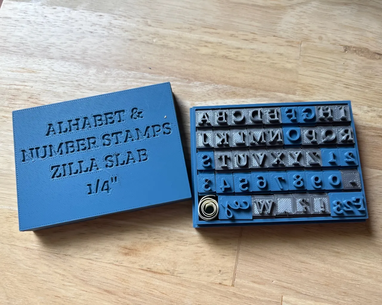 Hộp đựng con dấu số và chữ cái ¼ inch