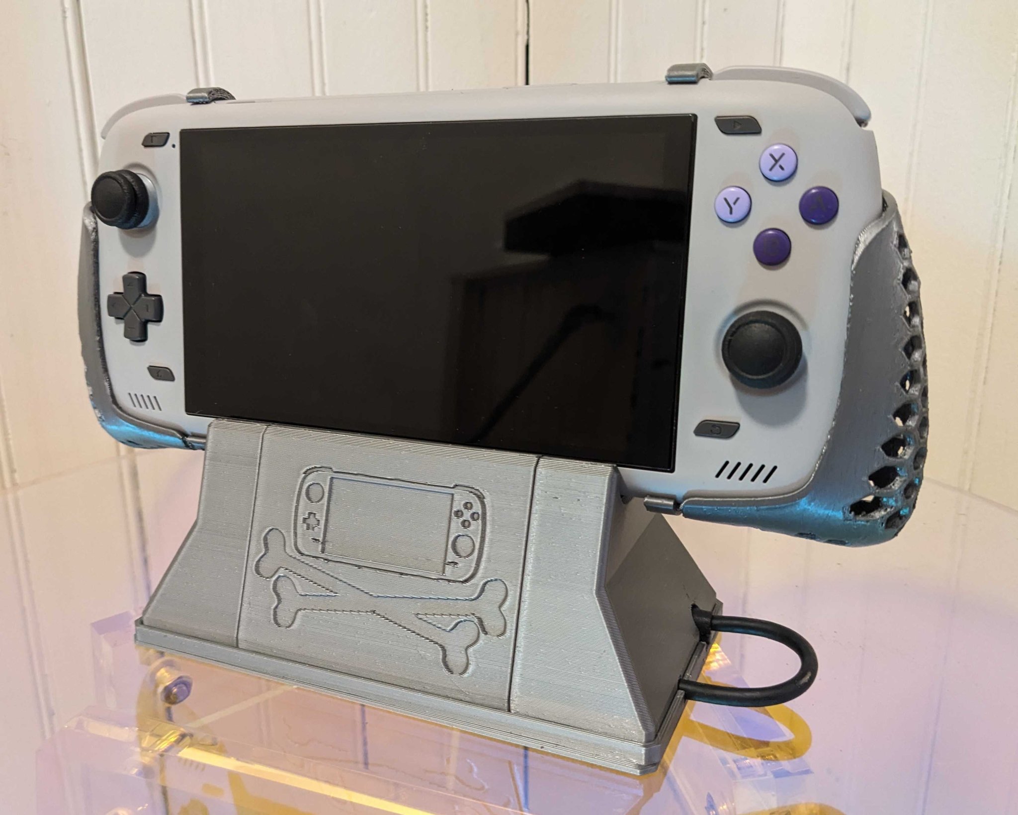 Đế sạc Odin 2 từ bộ chia USB