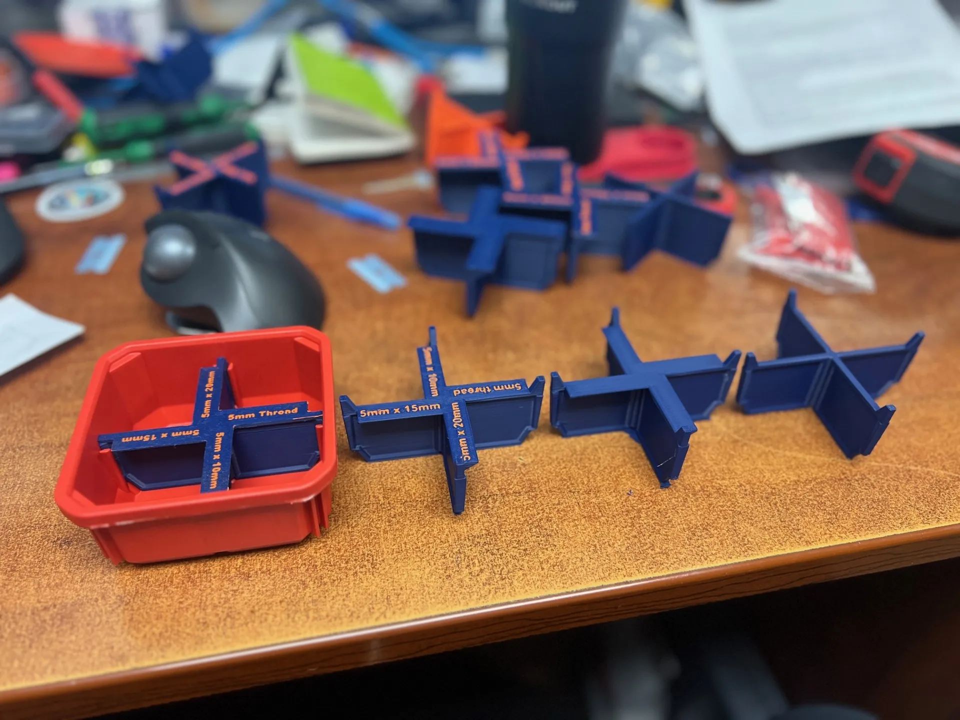 Chia ngăn thùng Packout 4 x 4 cho Milwaukee Model 48-22-8431