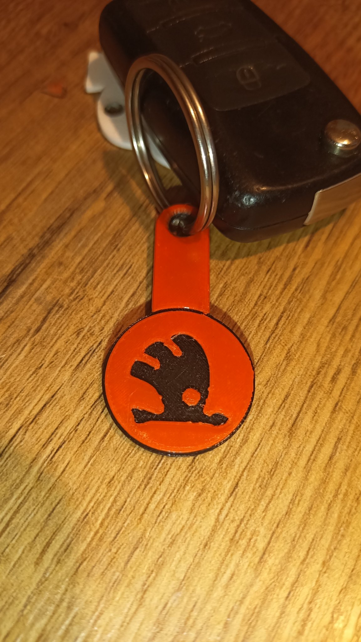 **Đồng xu mua sắm Škoda dạng móc khóa**