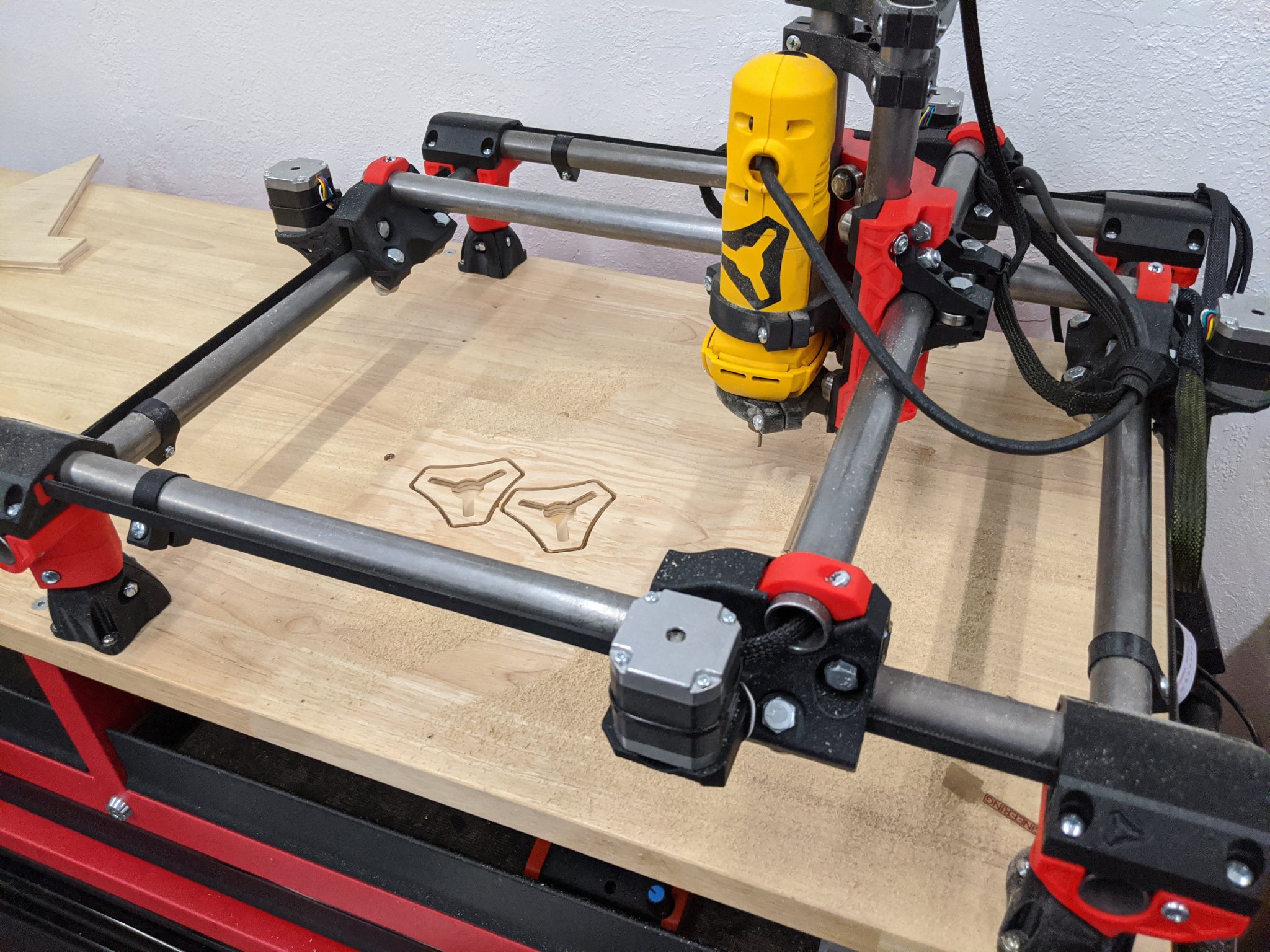 Giá đỡ DeWalt 660 cho MPCNC Primo