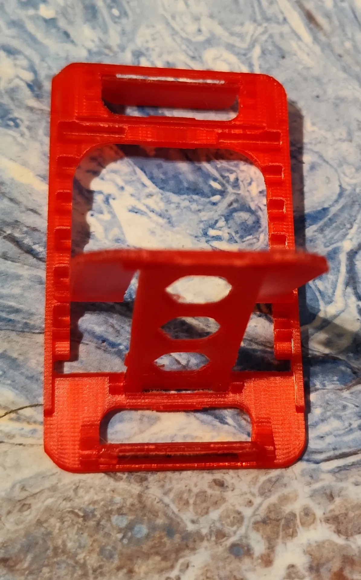 Giá đỡ điện thoại/tablet gập phẳng với chiều cao tăng thêm