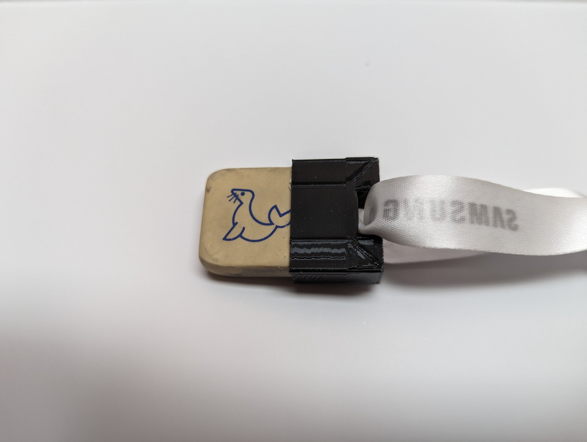 Giá đỡ tẩy gắn ruy băng cho sách