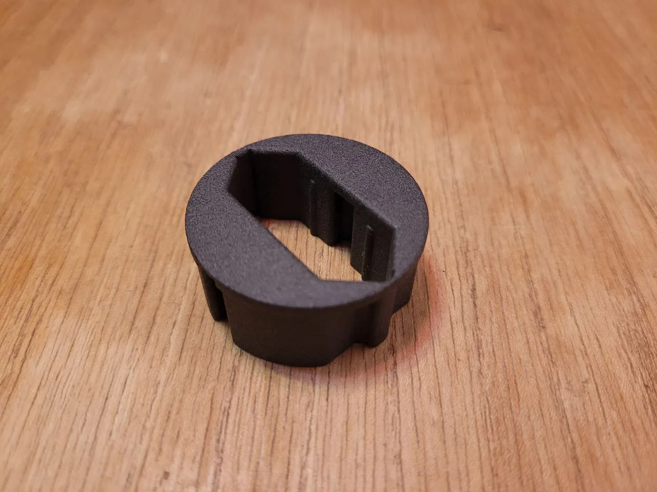 Bộ chuyển đổi Europlug Schuko và nắp chống bụi Schuko