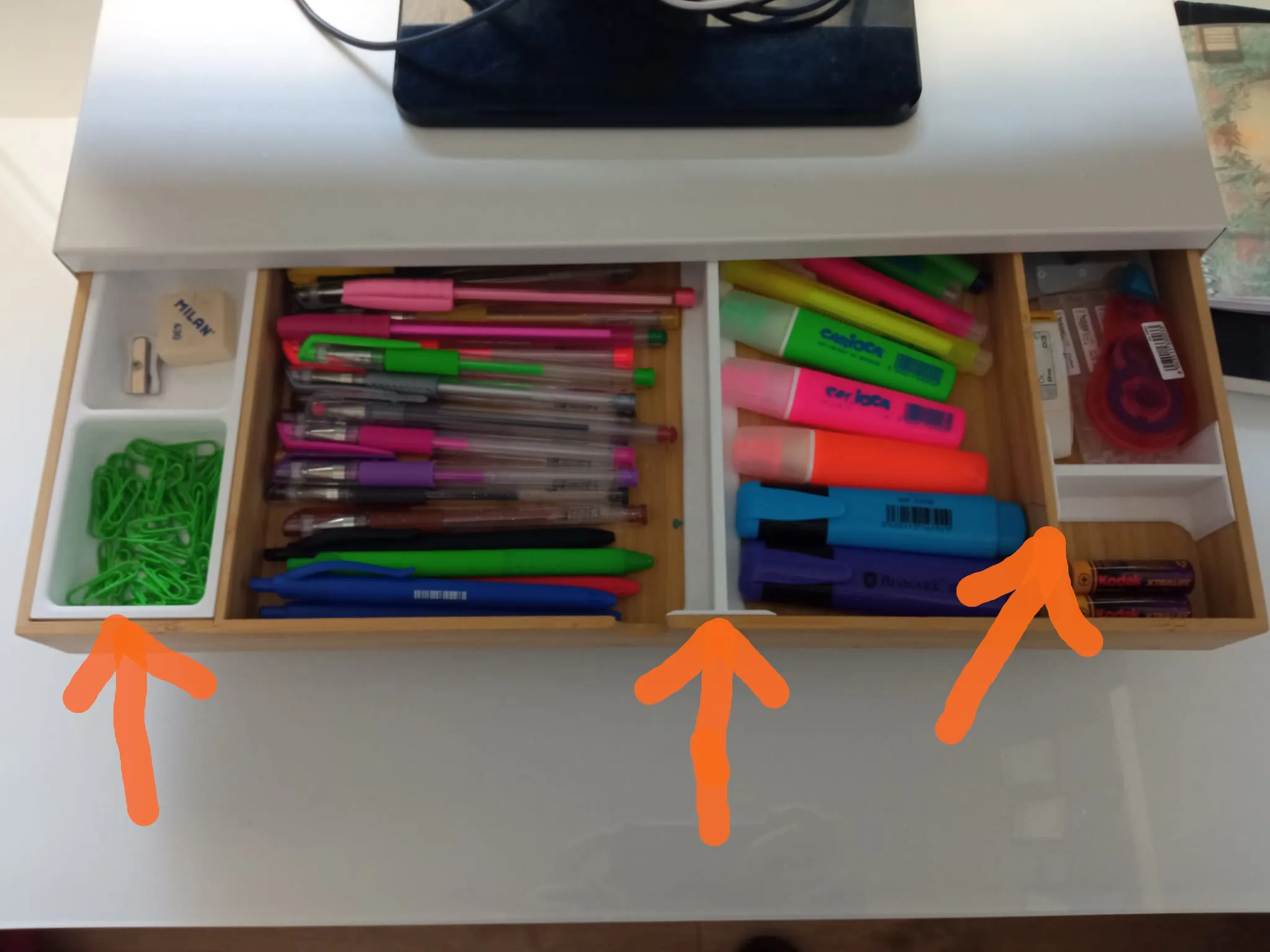 Bộ khay và ngăn chia cho ngăn kéo bàn Ikea Elloven