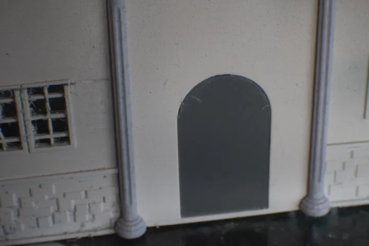 Cửa cho ngôi nhà búp bê