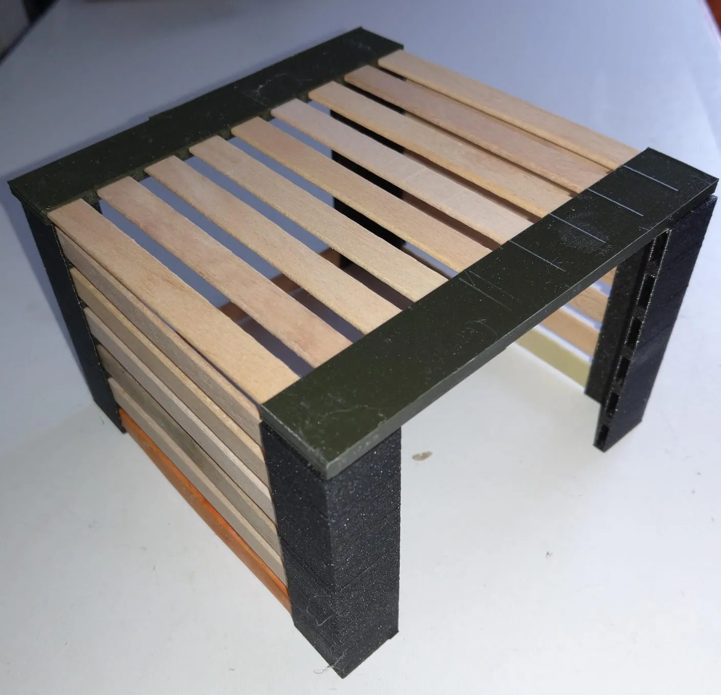 Nắp hộp kem que kết nối 9 que kem dài 11.5cm