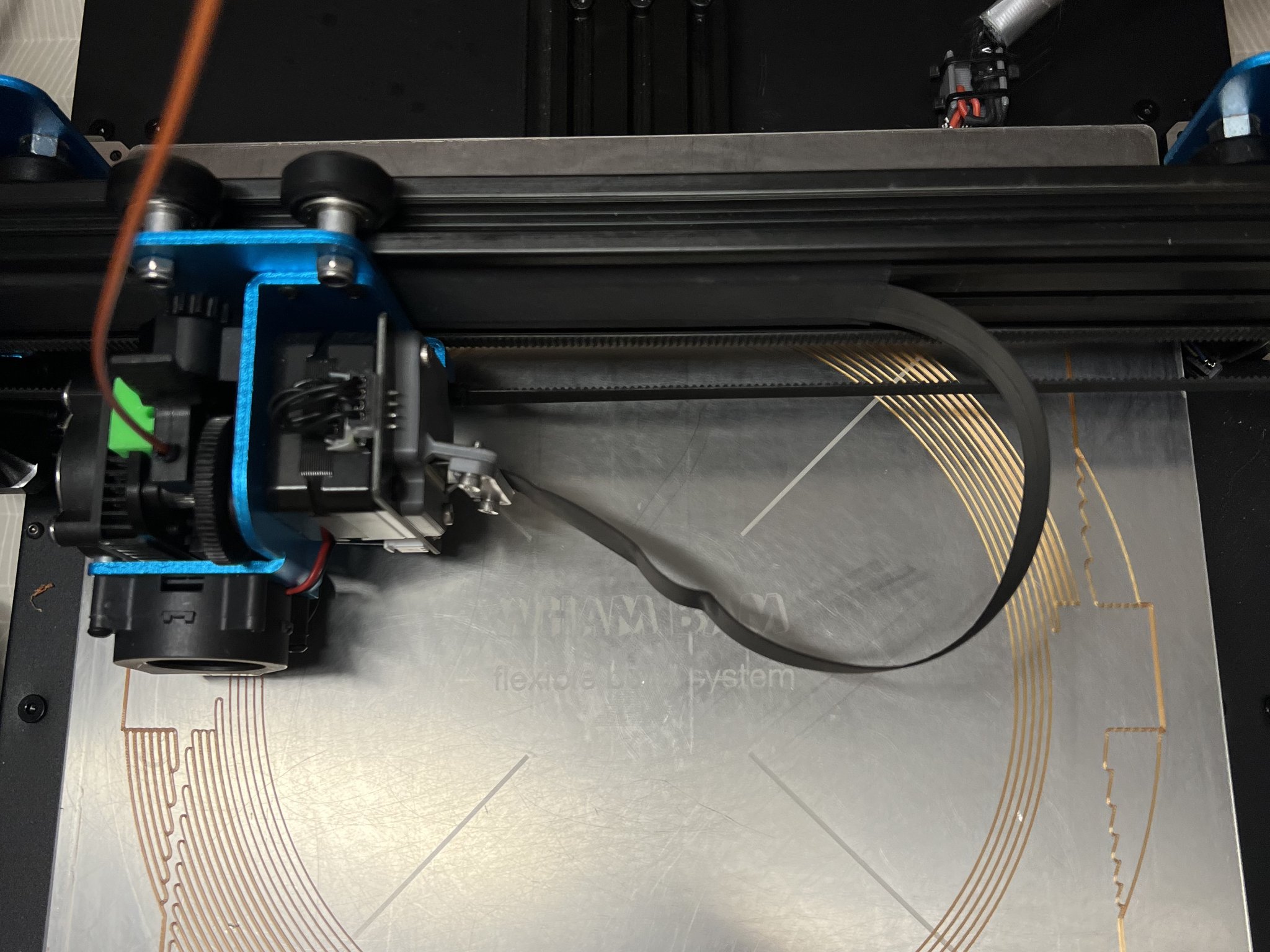 Cài đặt độ cao lớp đầu tiên và căn chỉnh bàn in cho mọi m...