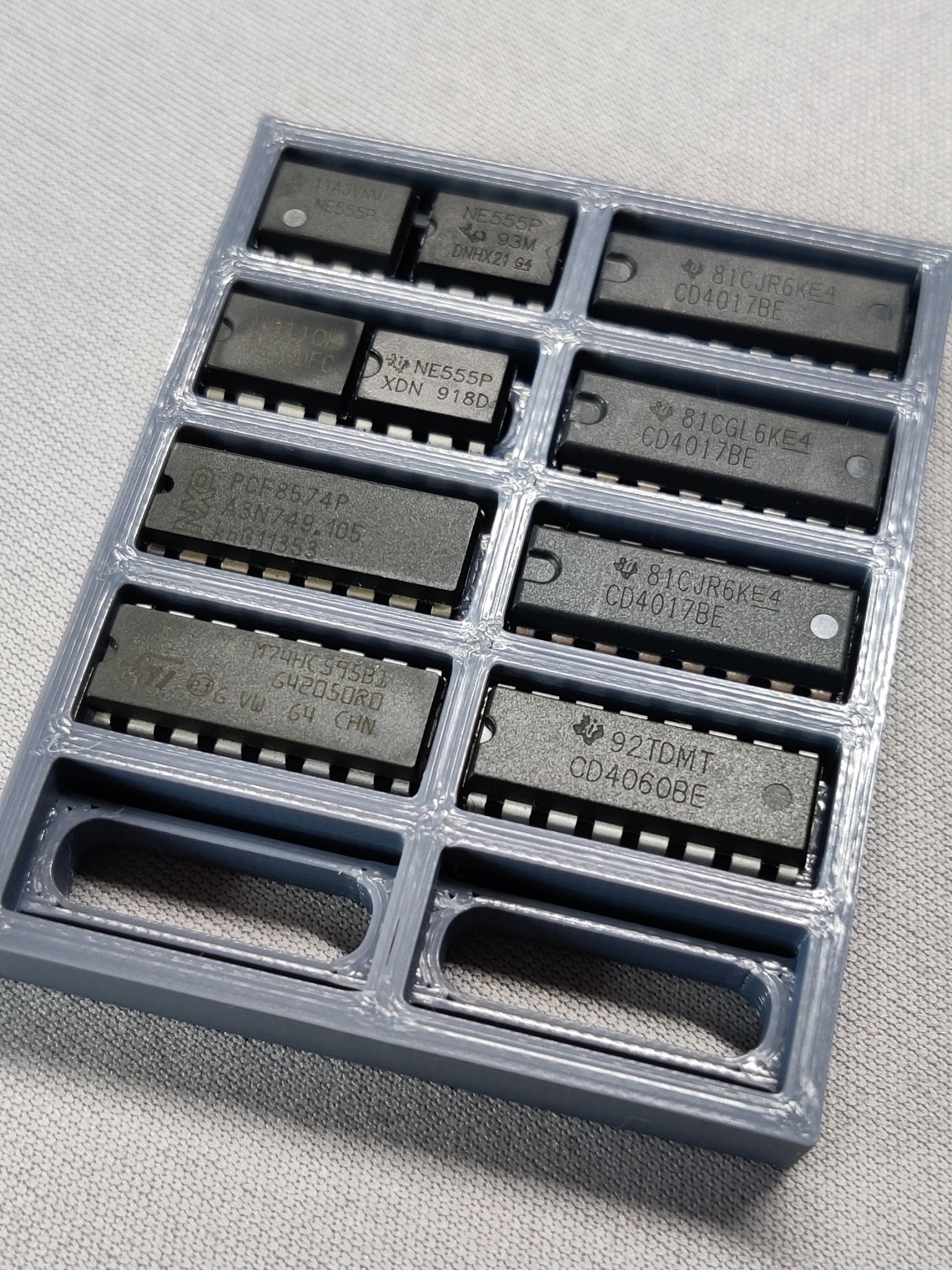 Vỏ cho mạch tích hợp Dip16 hoặc Dip8