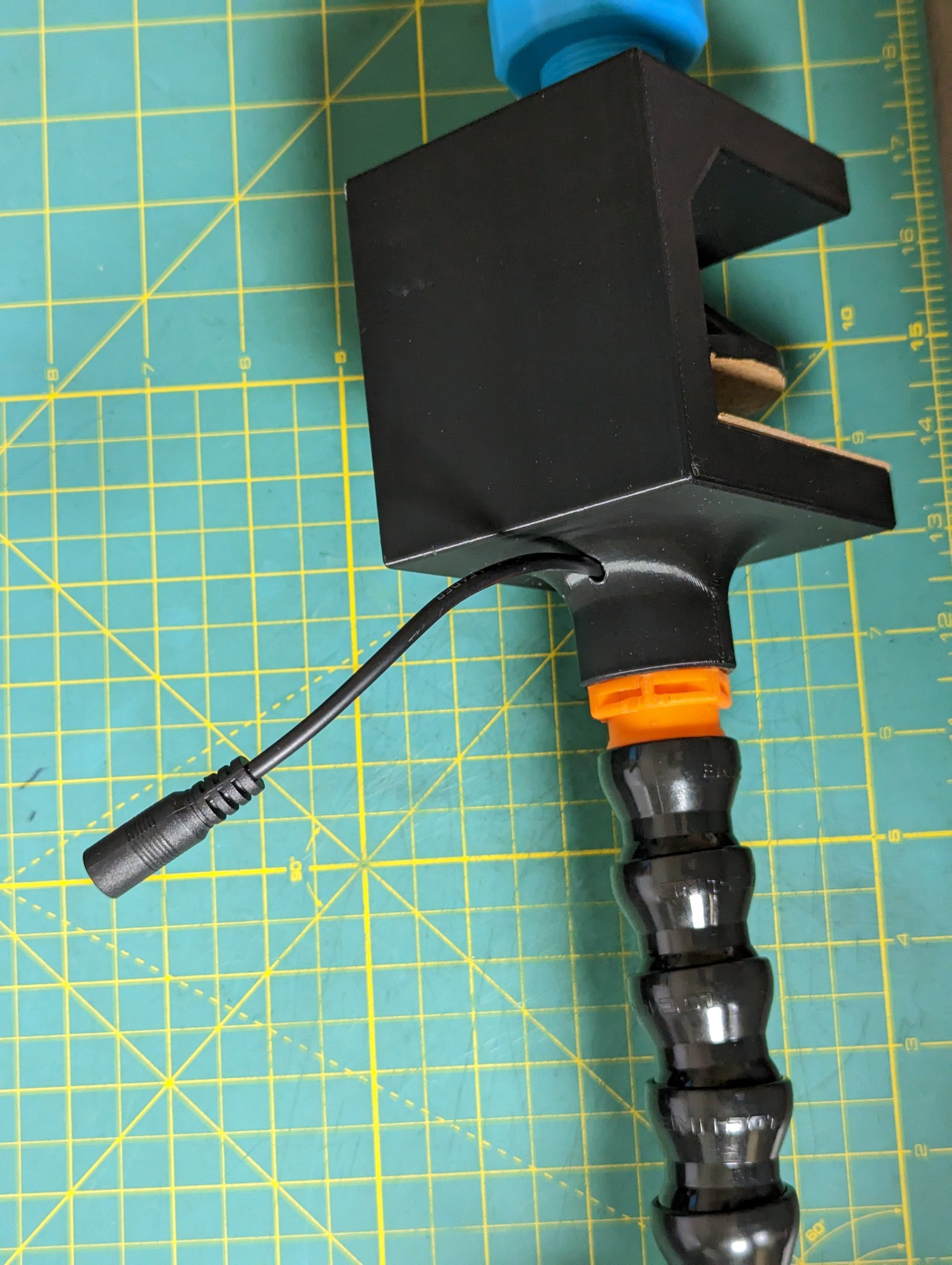 Kẹp với ren NPT 3/4" cho bộ chuyển đổi Loc-Line