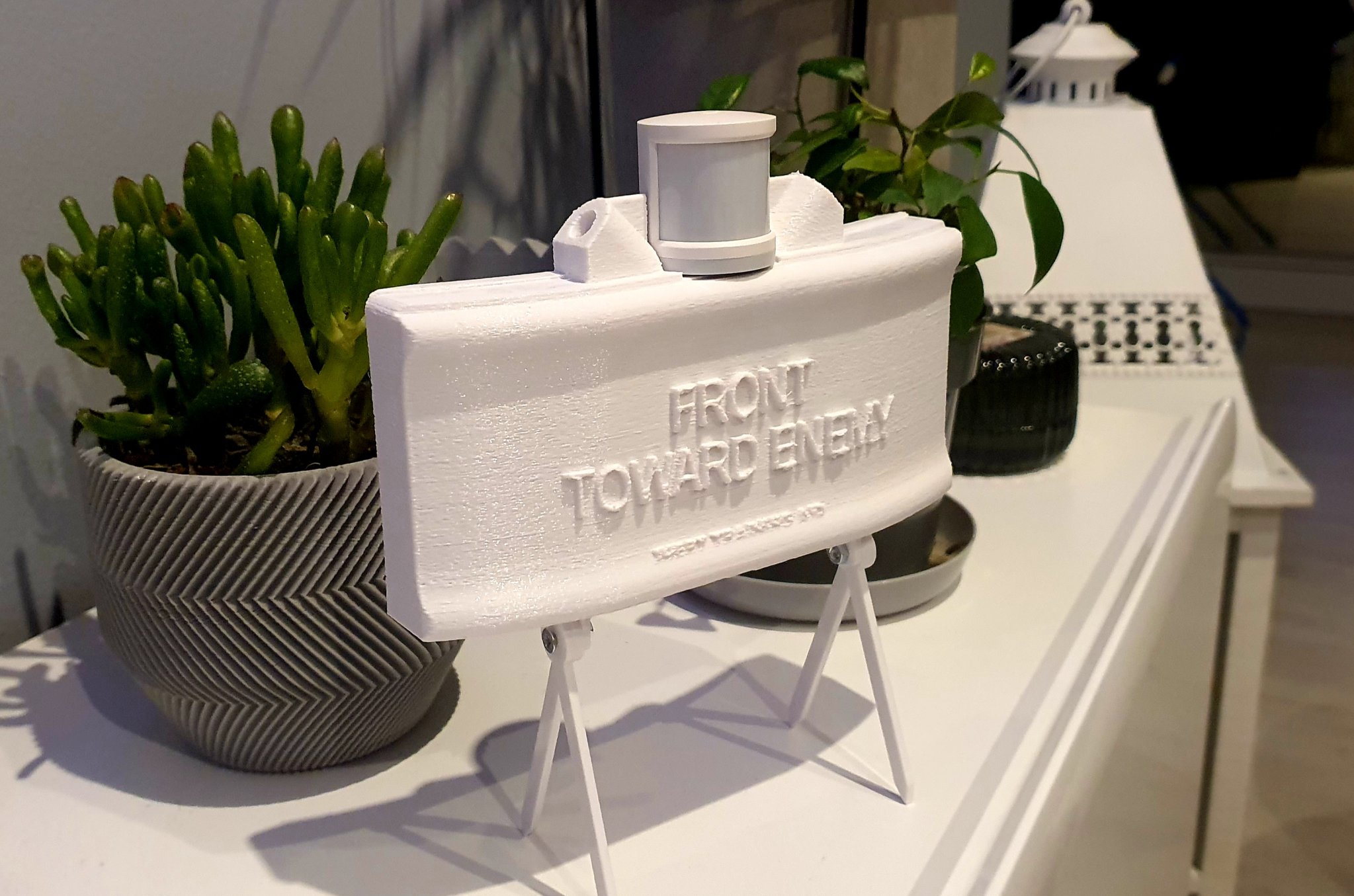 Mô hình mìn Claymore tích hợp cảm biến chuyển động Xiaomi