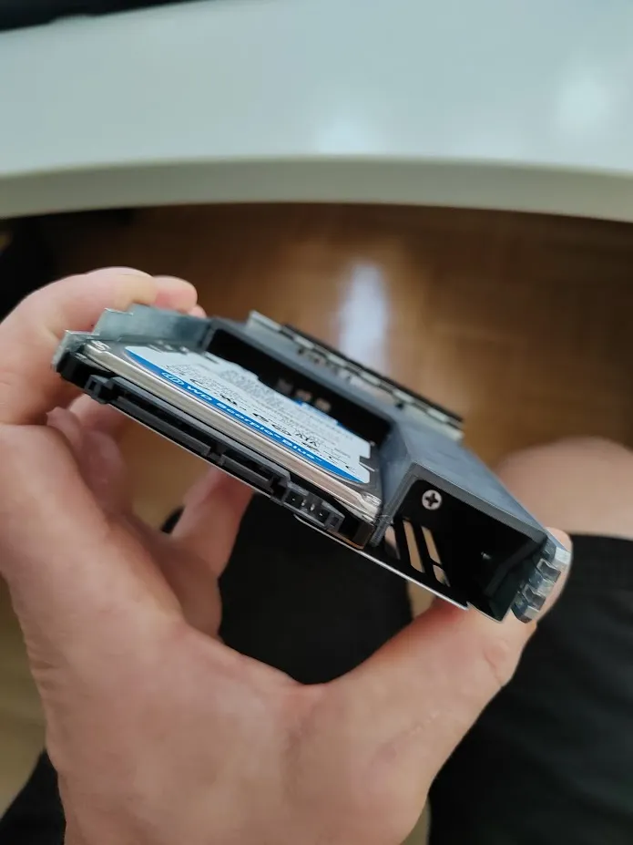 Bộ chuyển đổi từ 2,5" sang 3,5" cho caddy ổ đĩa Dell