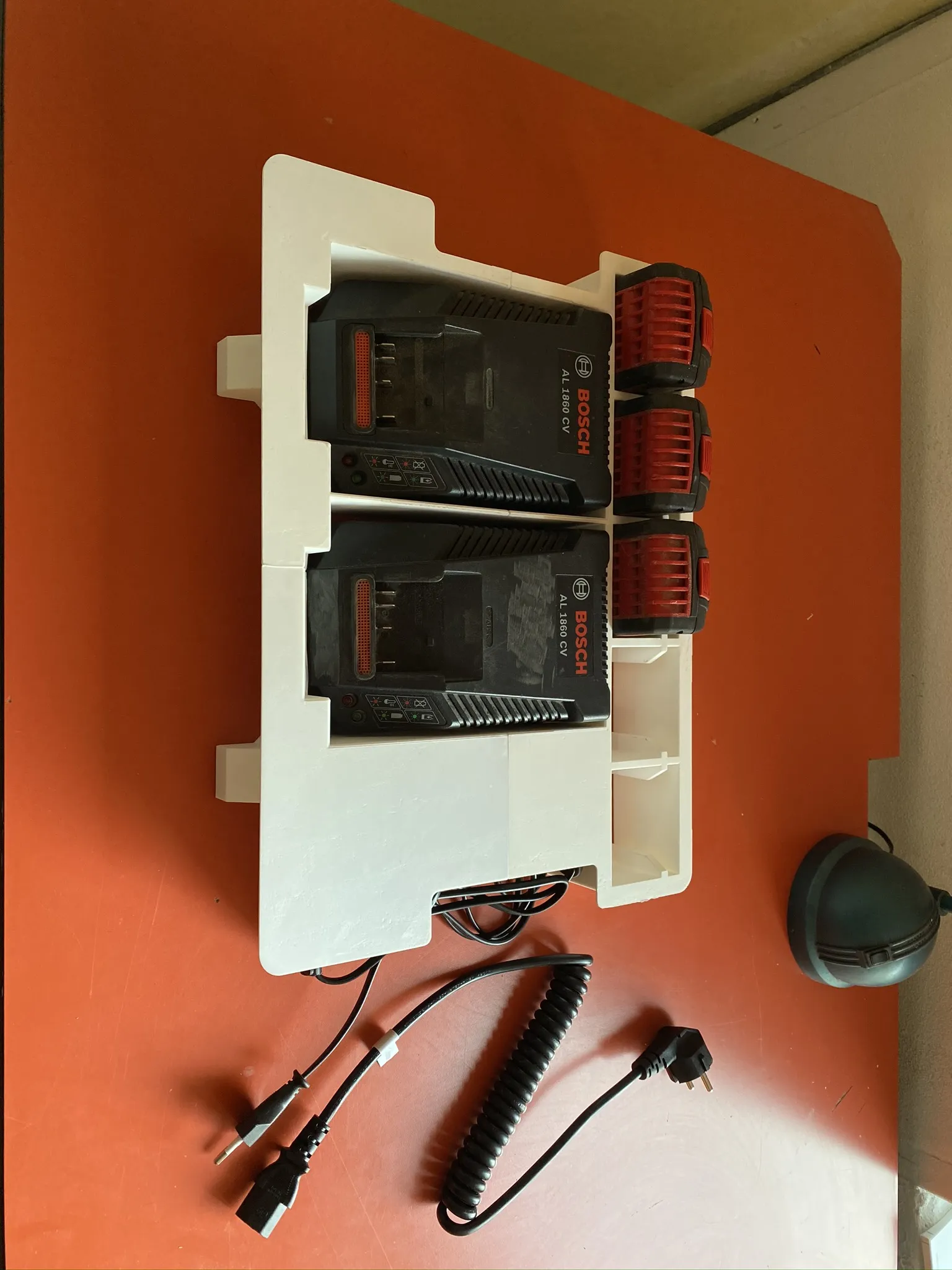 Cổng kết nối pin cho hộp L-Boxx Bosch