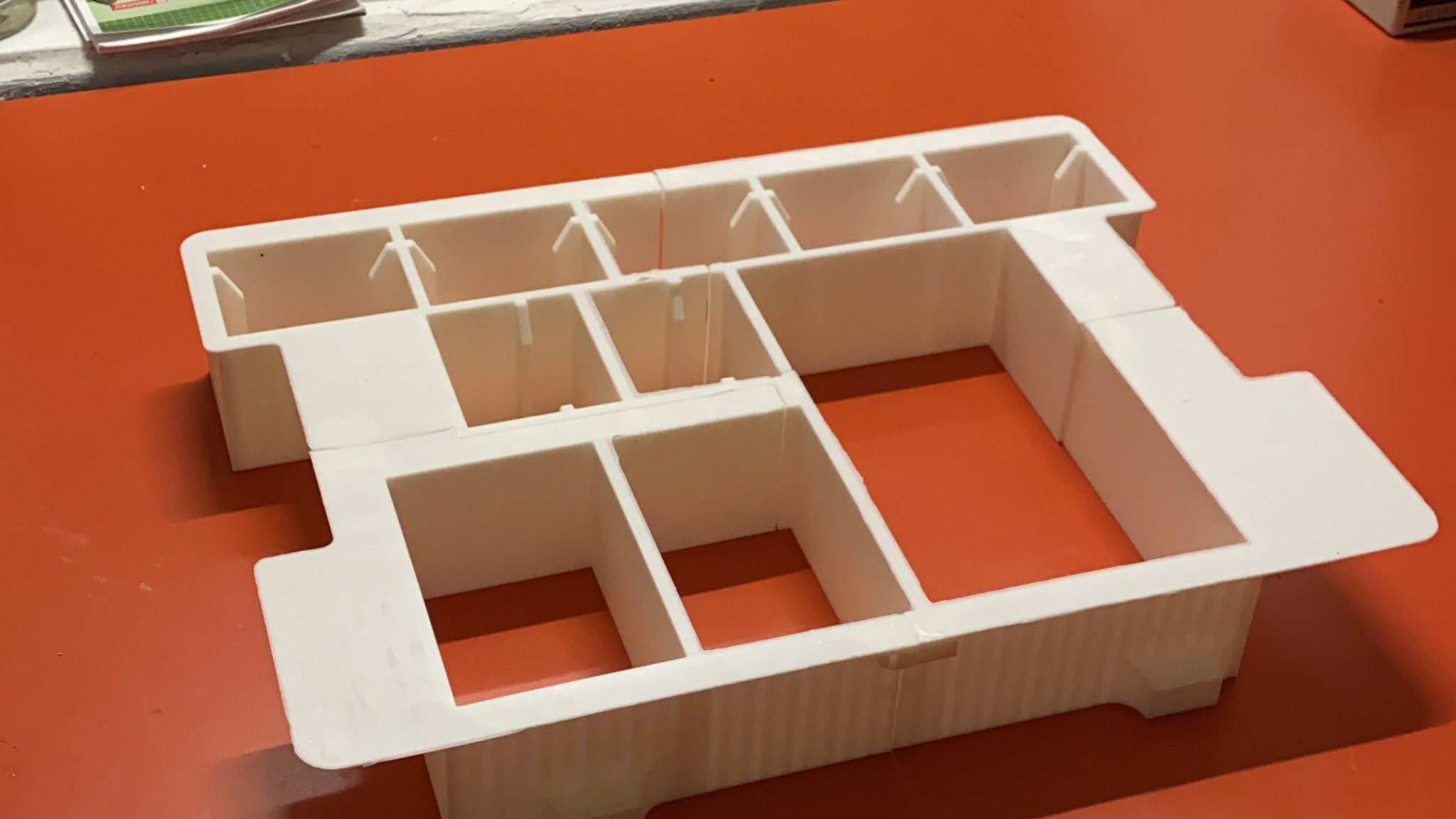 Cổng kết nối pin cho hộp L-Boxx Bosch