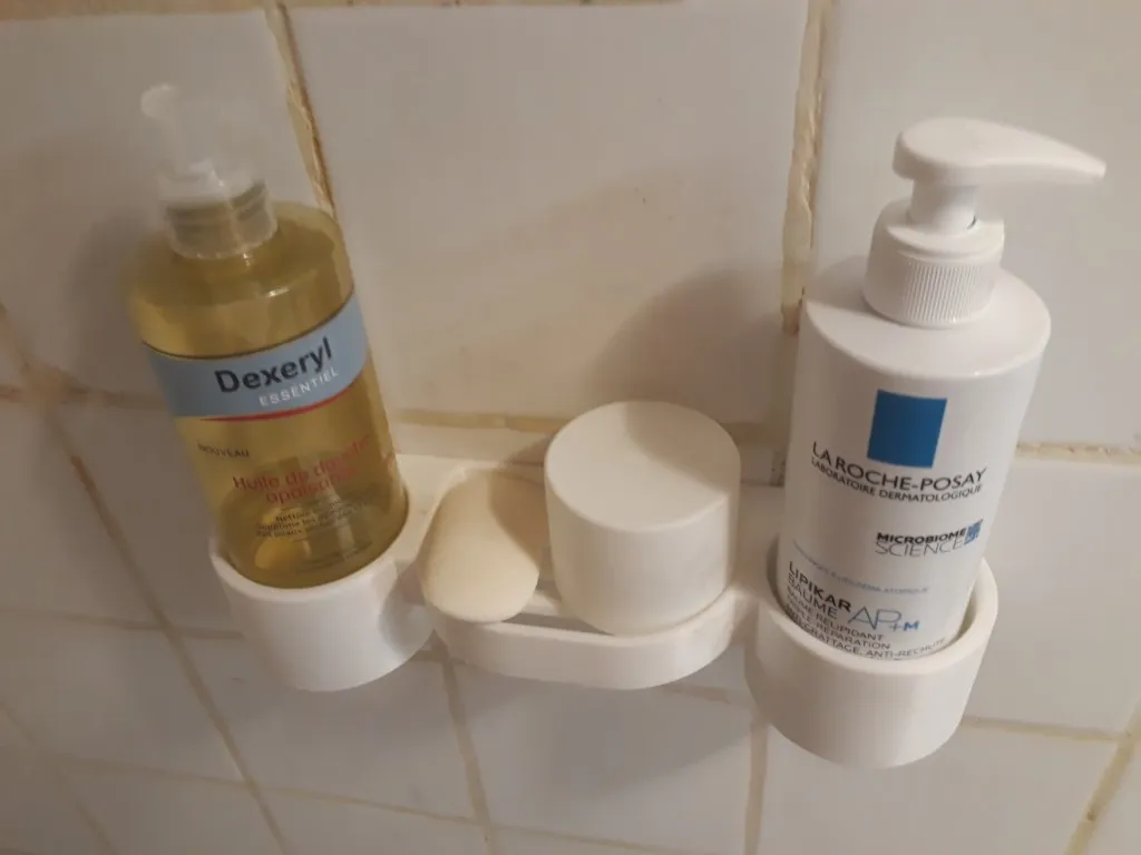 Giá đỡ dầu gội và xà phòng treo tường