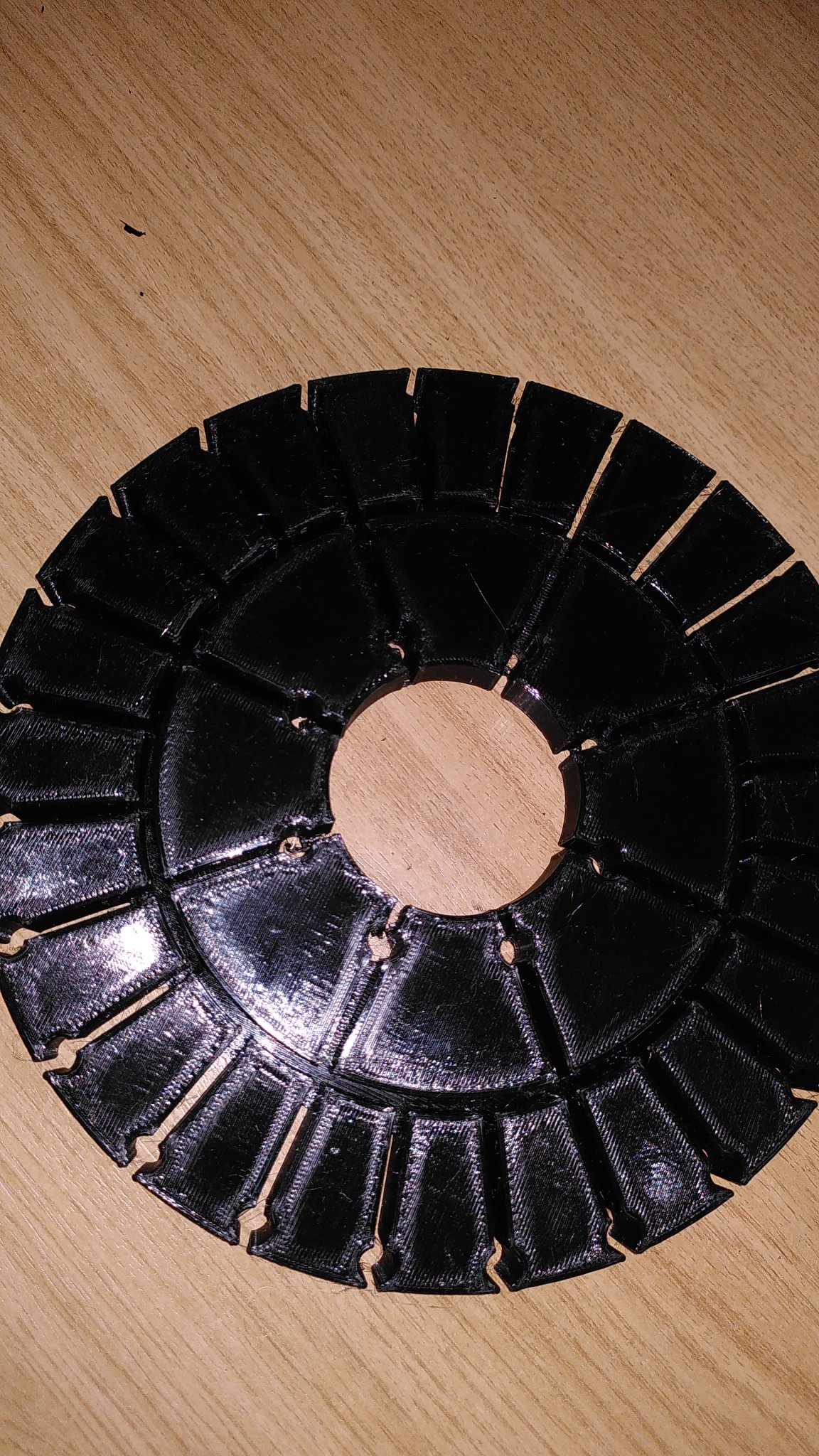 Trọng lượng bánh xe YardForce Classic 500 để tăng độ bám đường