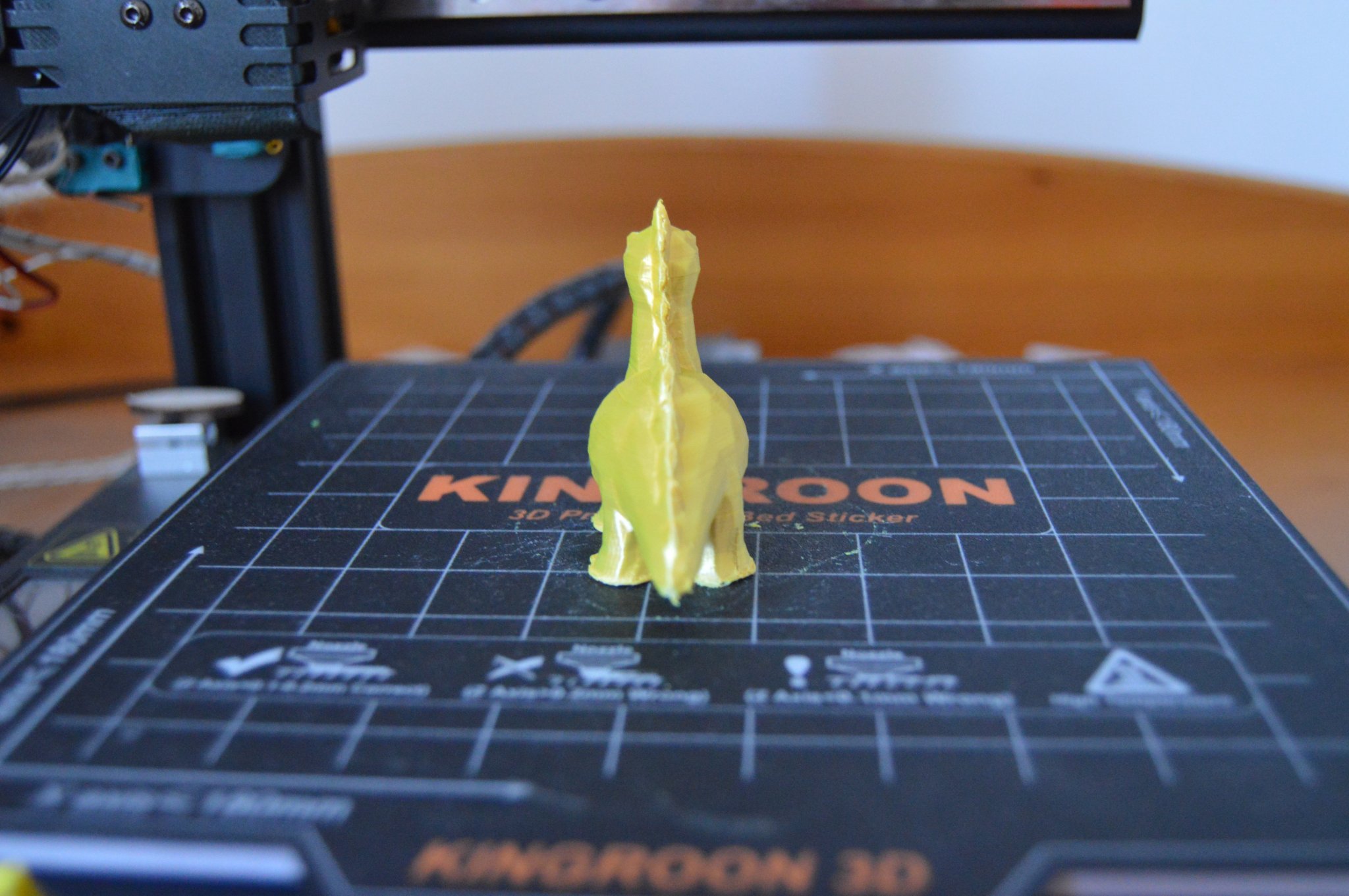 Khủng long stegosaurus phong cách low poly