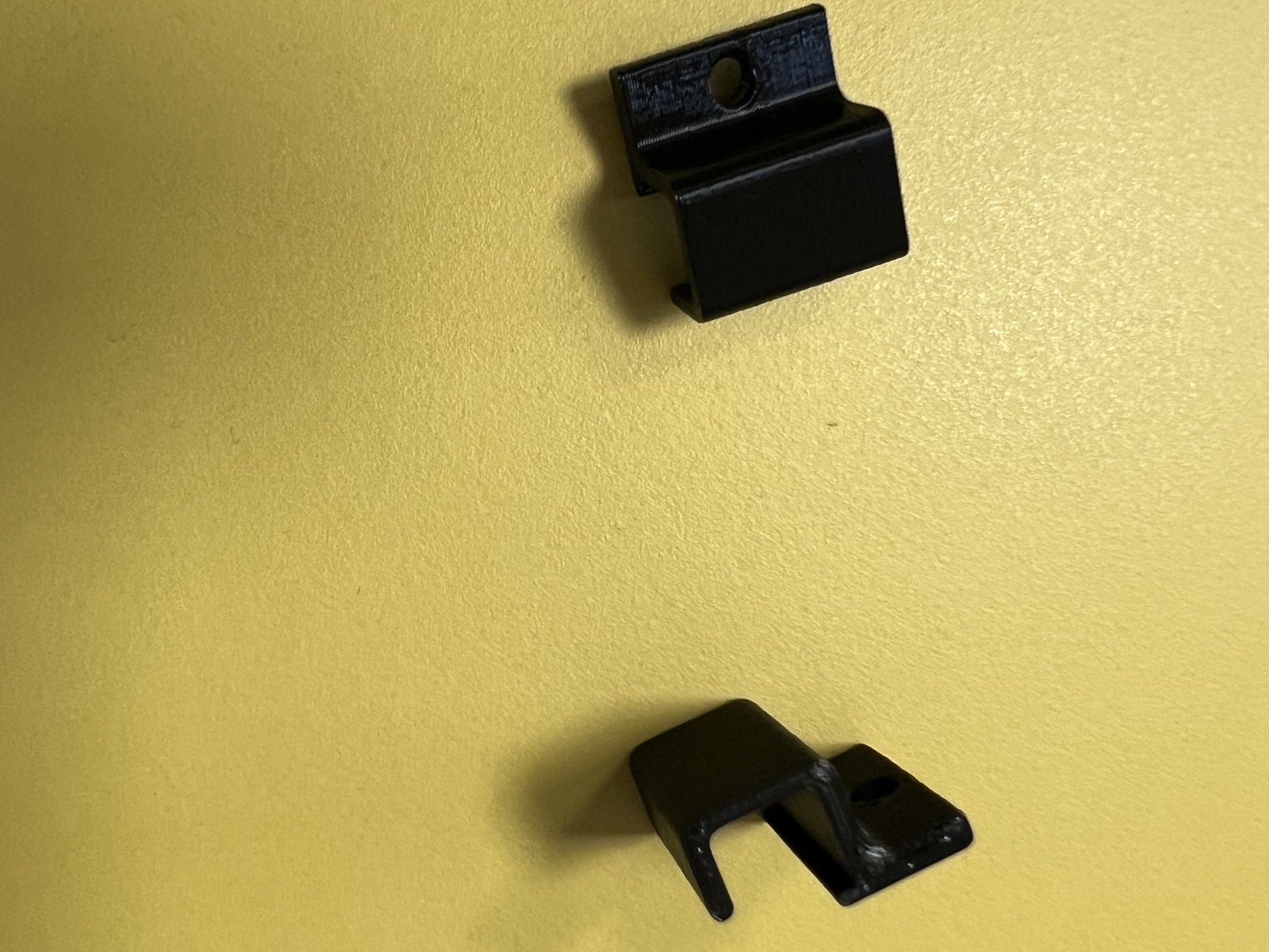 Bộ chuyển đổi móc giá đỡ cáp Mutlusan cho công tắc và ổ cắm