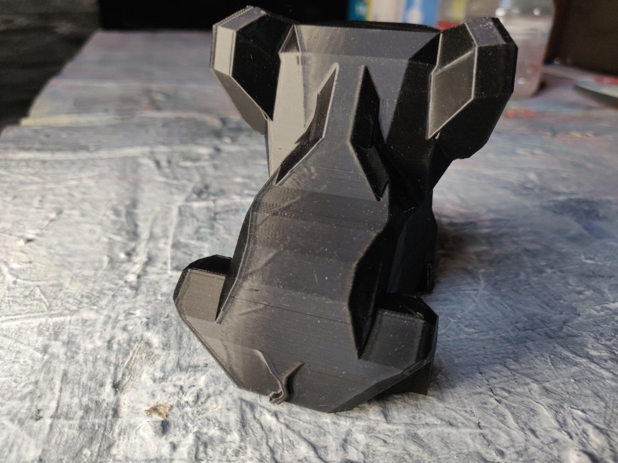 Voi con với cái đầu to khổng lồ